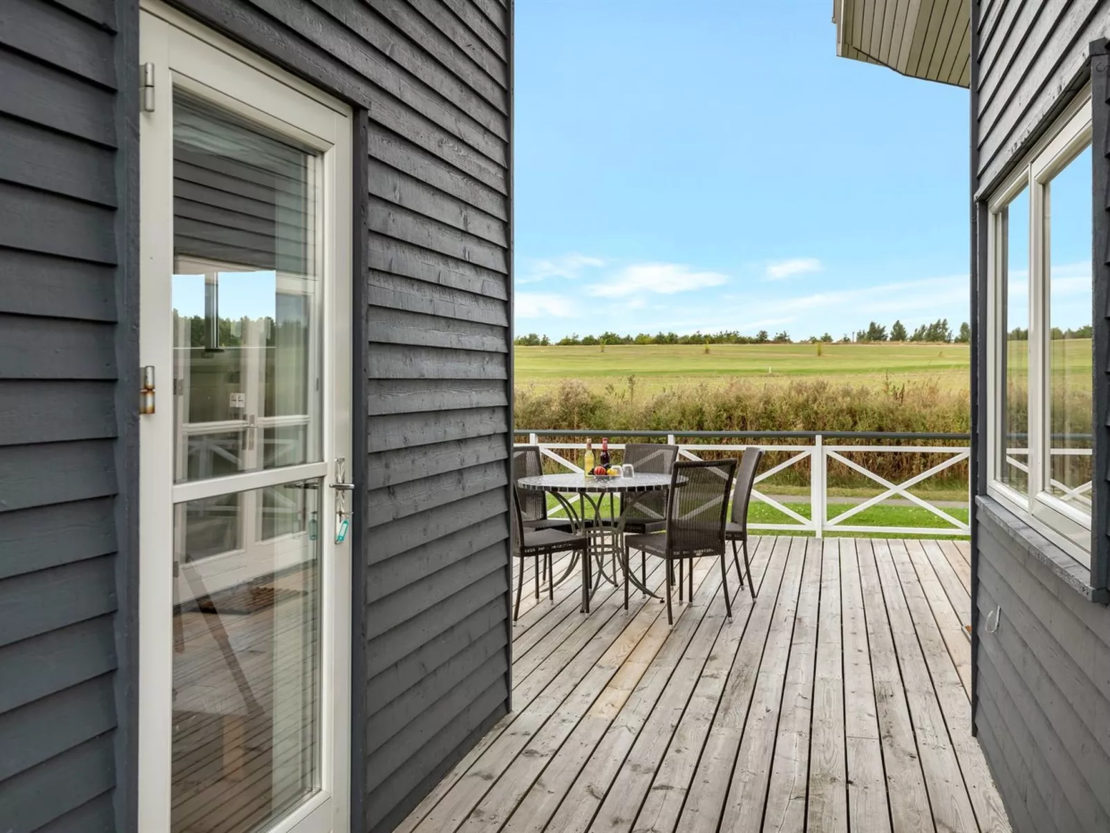 "Helemine" - 2.8km from the sea