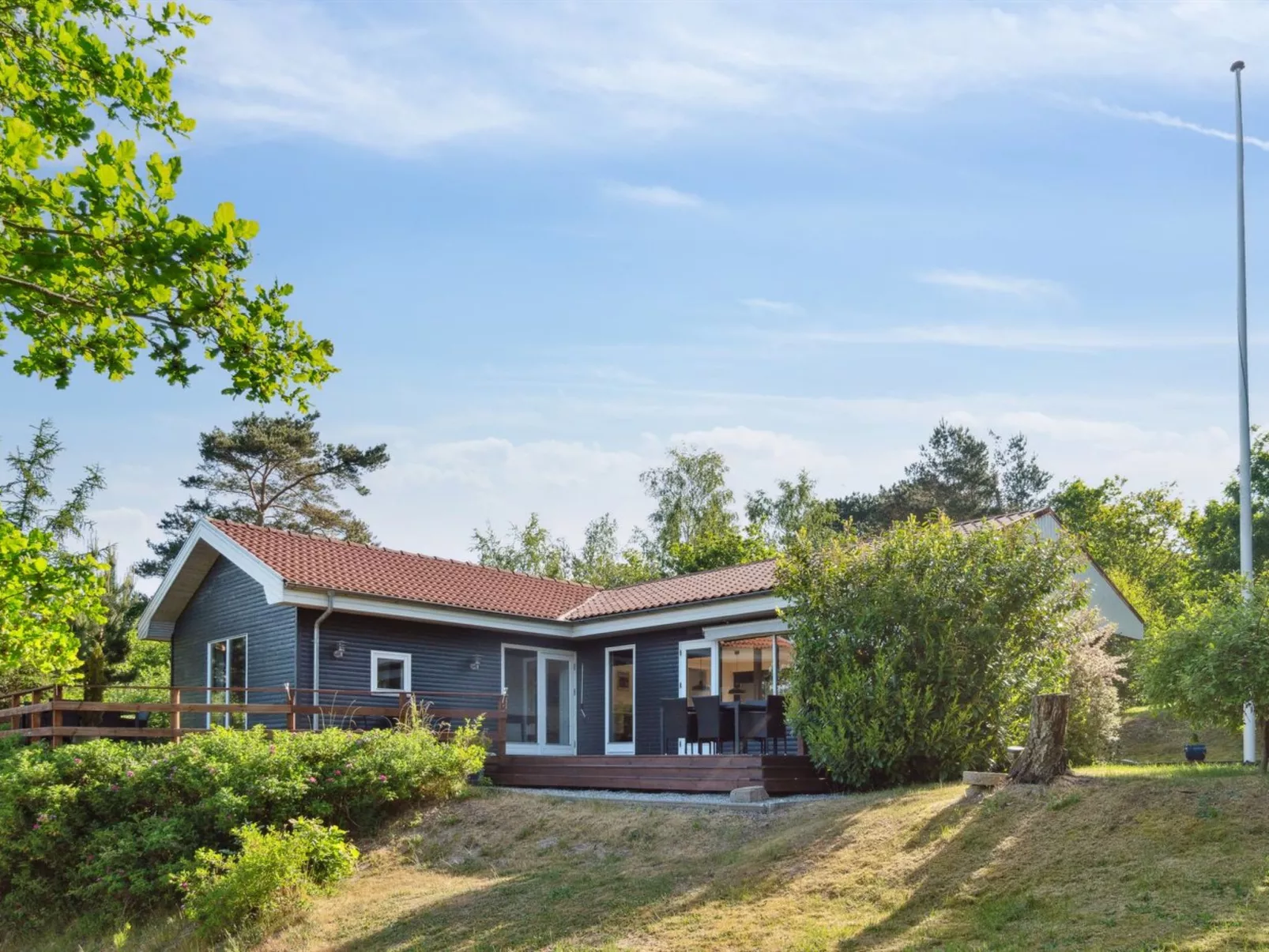 "Amai" - 1.5km from the sea