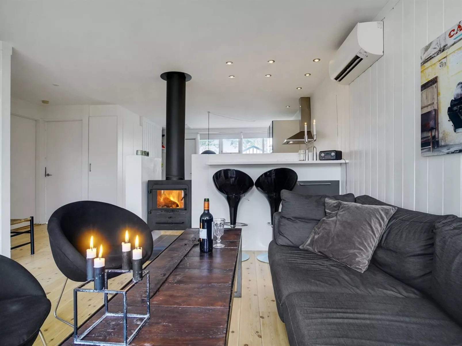 "Elfride" - 200m from the sea