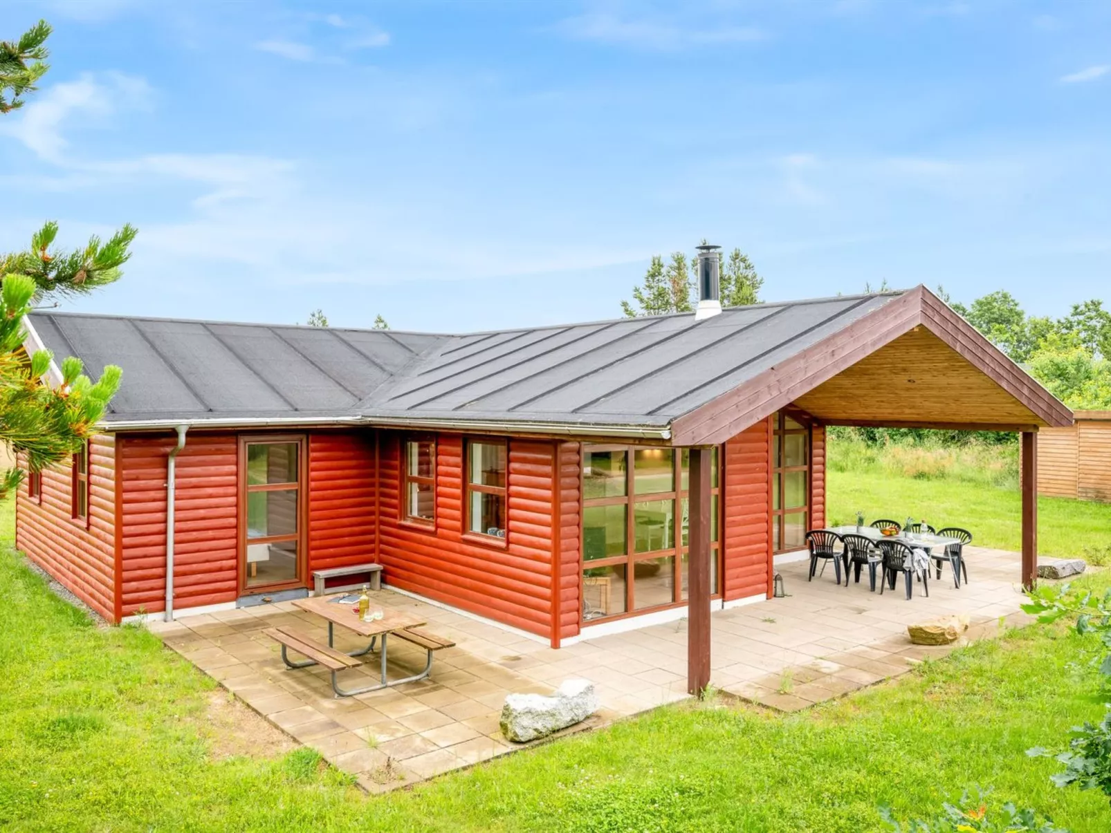 "Silvia" - 300m to the fjord-Buiten