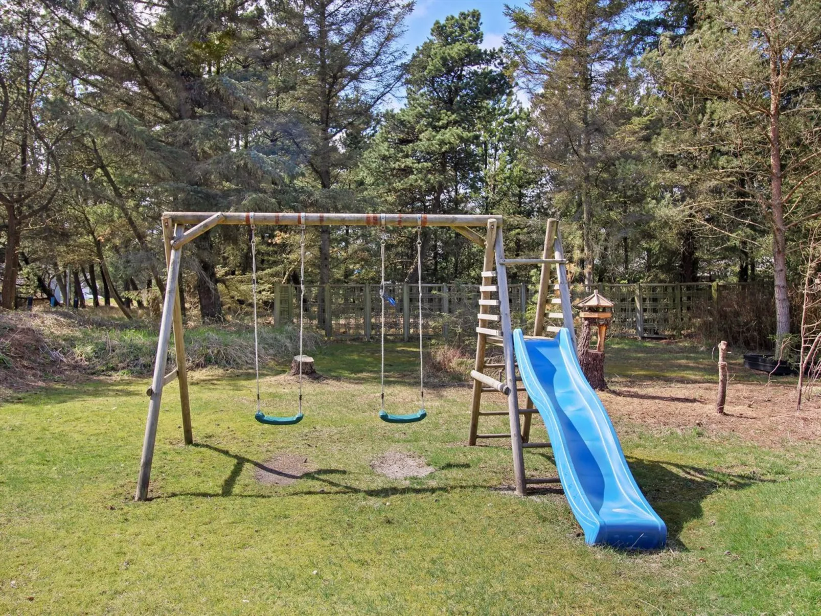 "Sora" - 2km from the sea