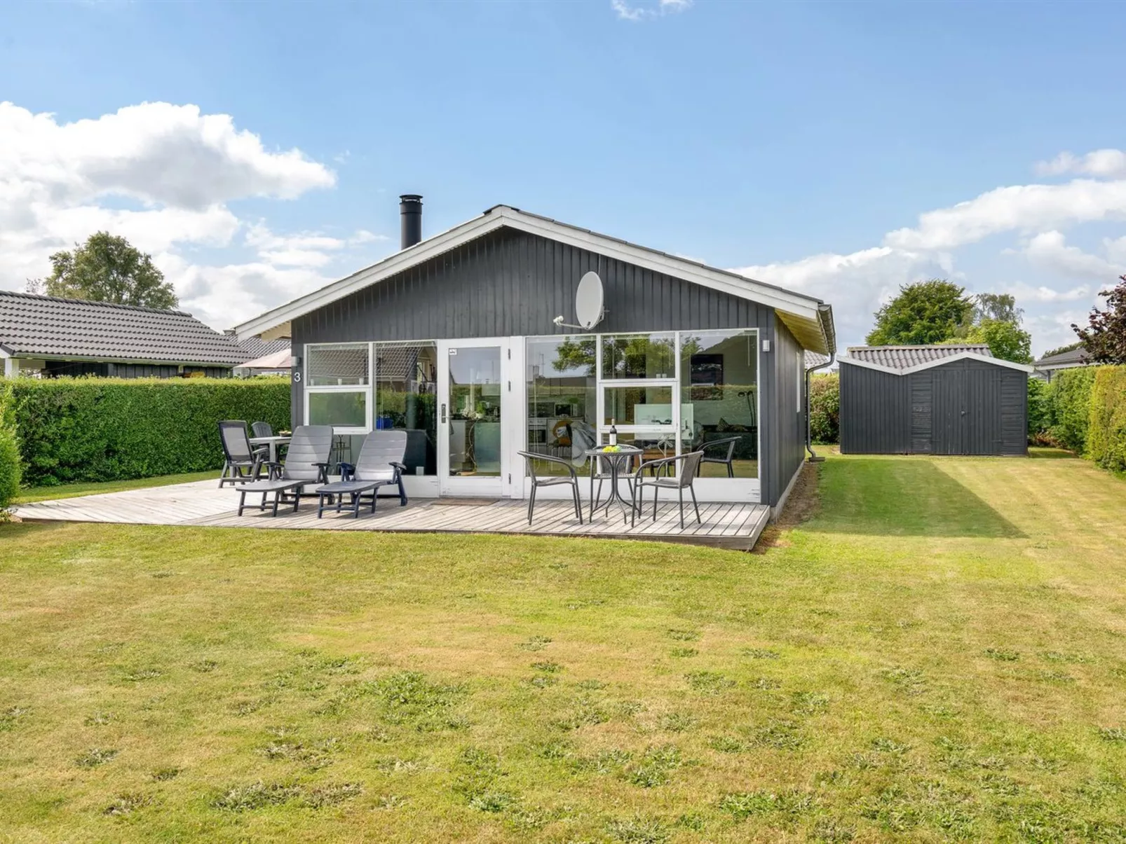 "Blesse" - 250m from the sea