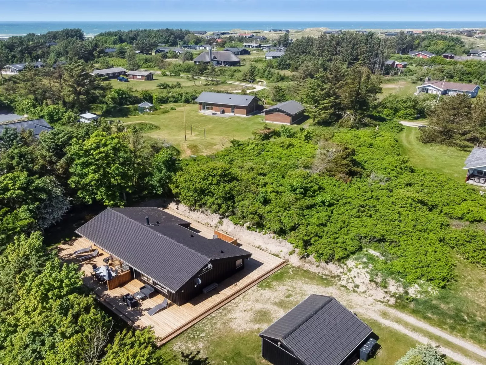 "Paulette" - 450m from the sea