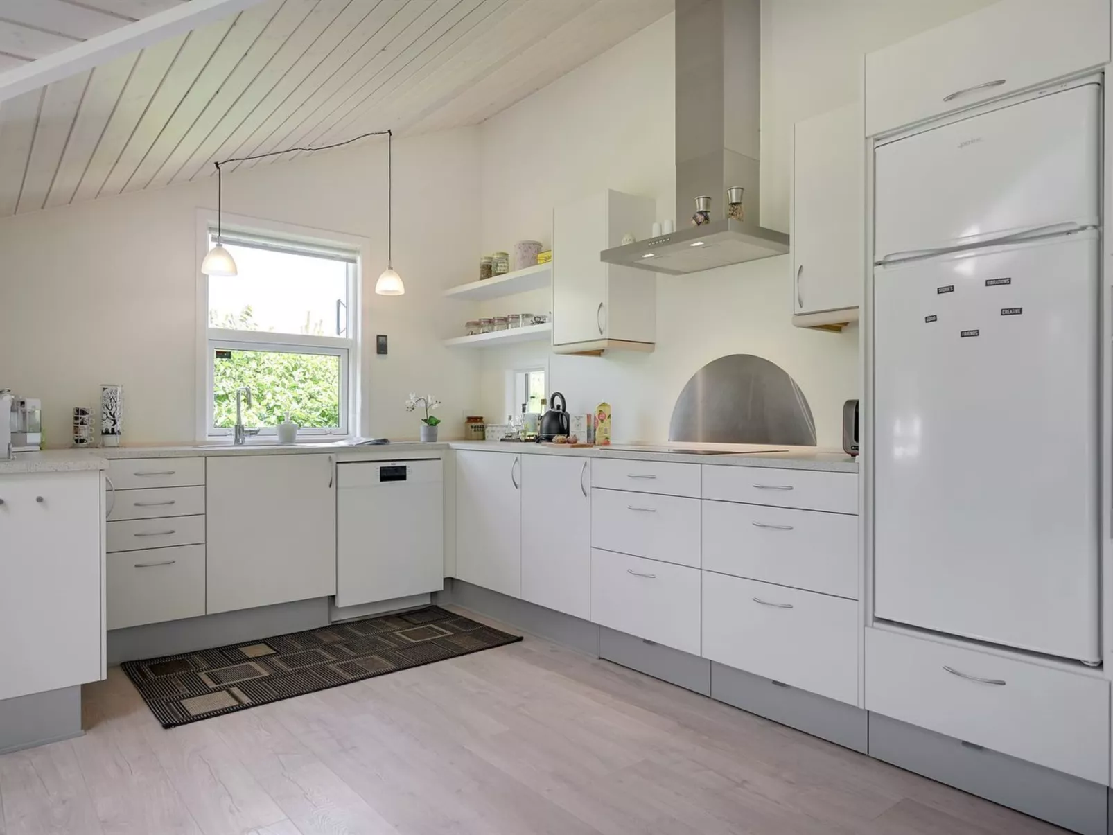 "Waltraud" - 500m from the sea