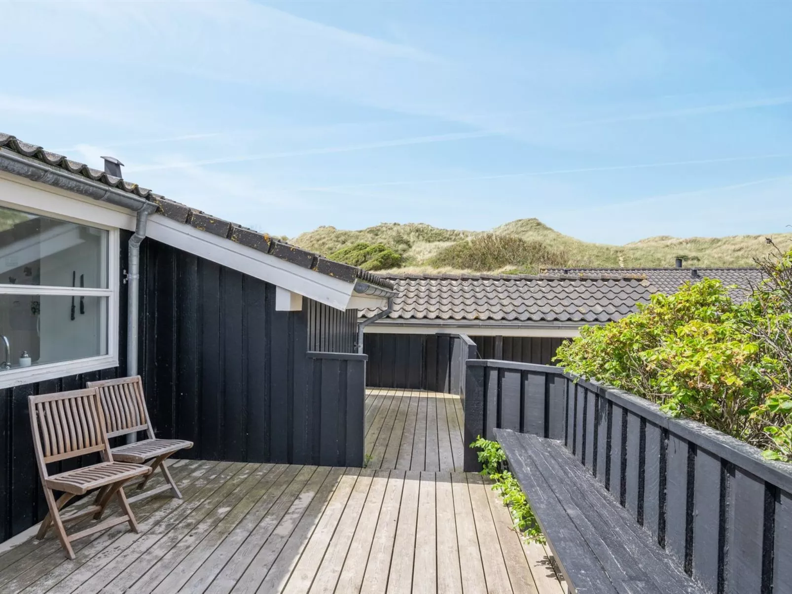 "Fenneke" - 50m from the sea