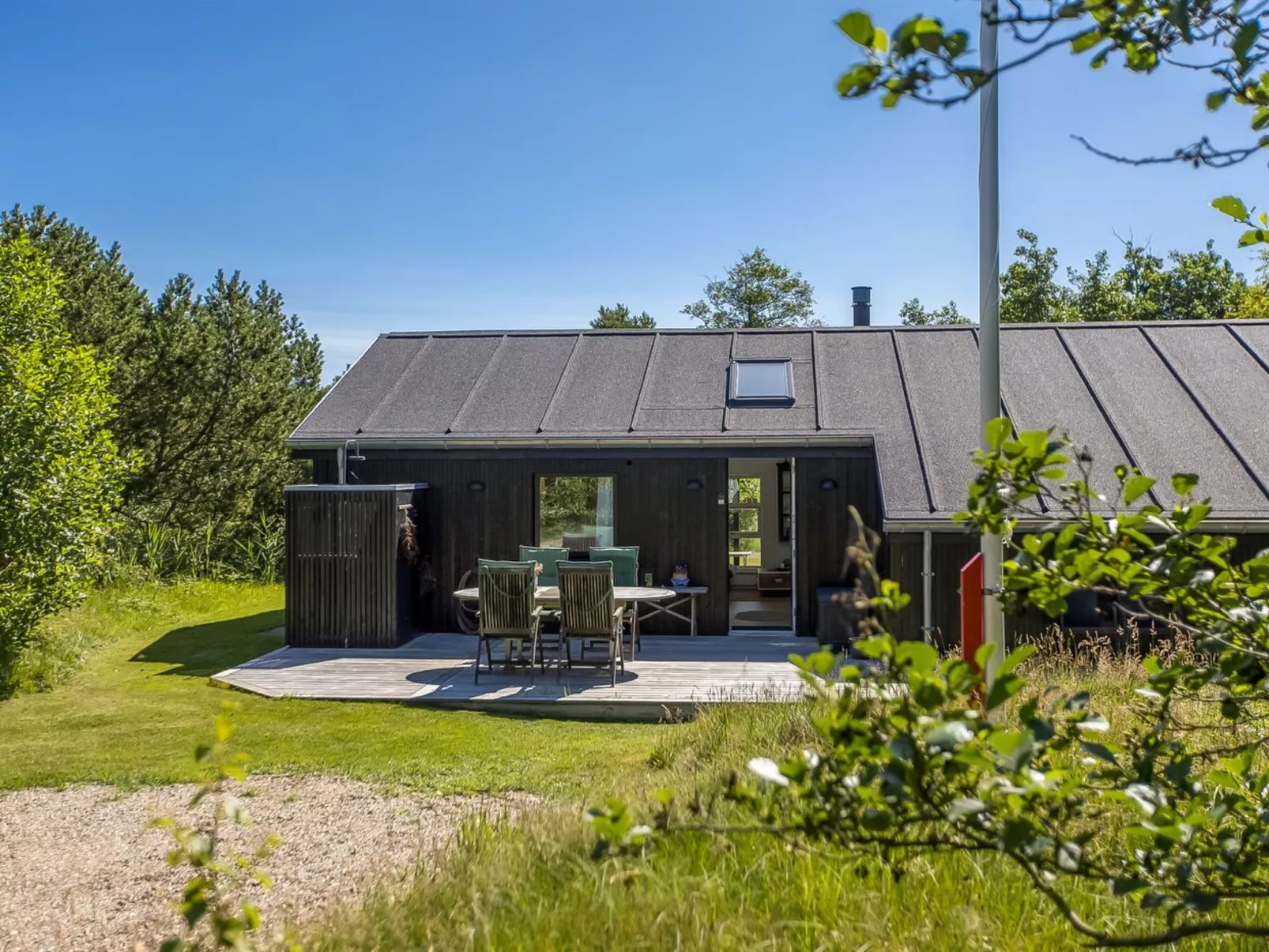 "Laerke" - 1.8km from the sea