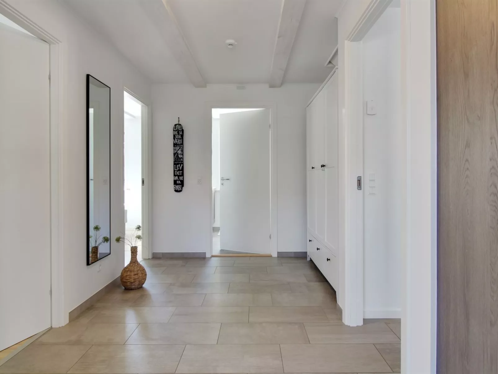 "Gine" - 1.5km from the sea