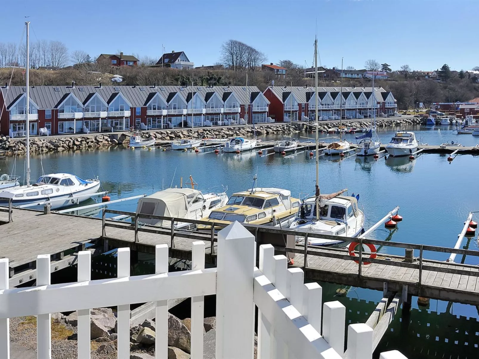 "Fridhild" - 10m from the sea