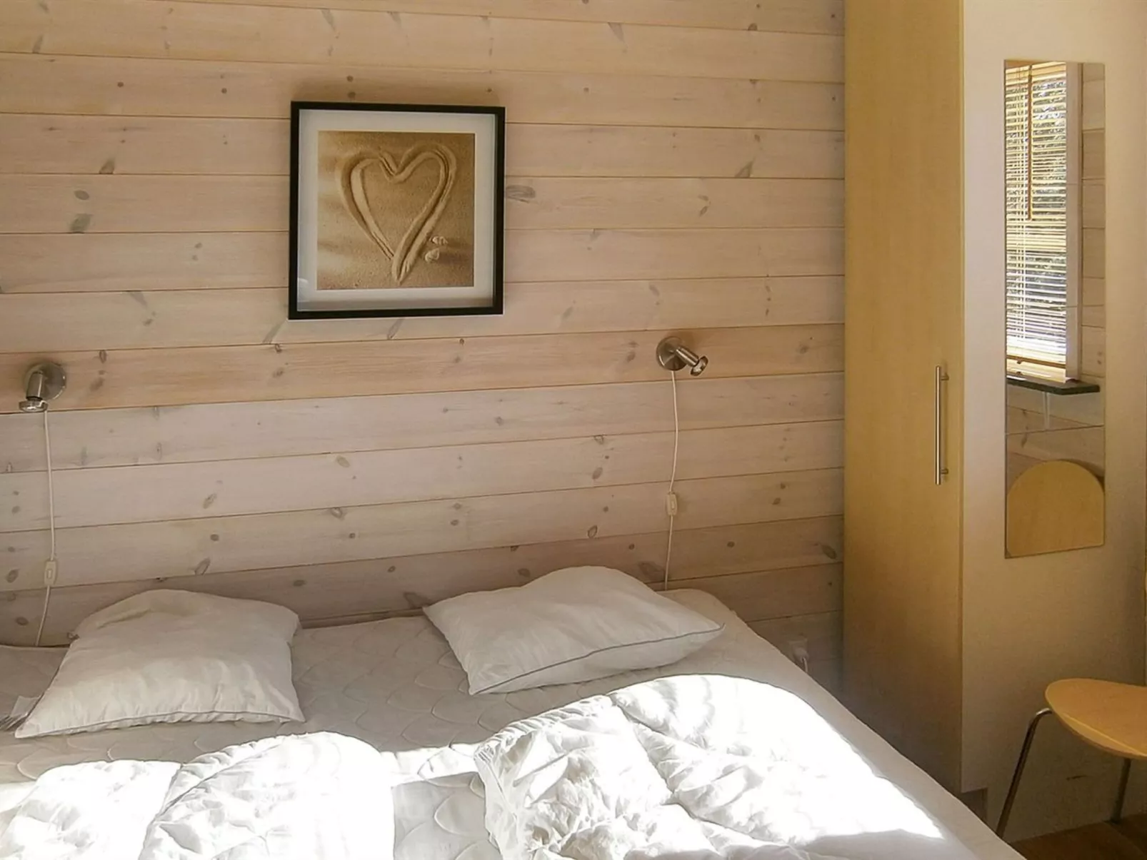 "Lewe" - 150m from the sea