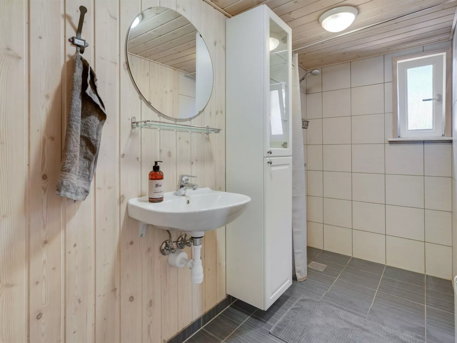 "Solvey" - 2km from the sea