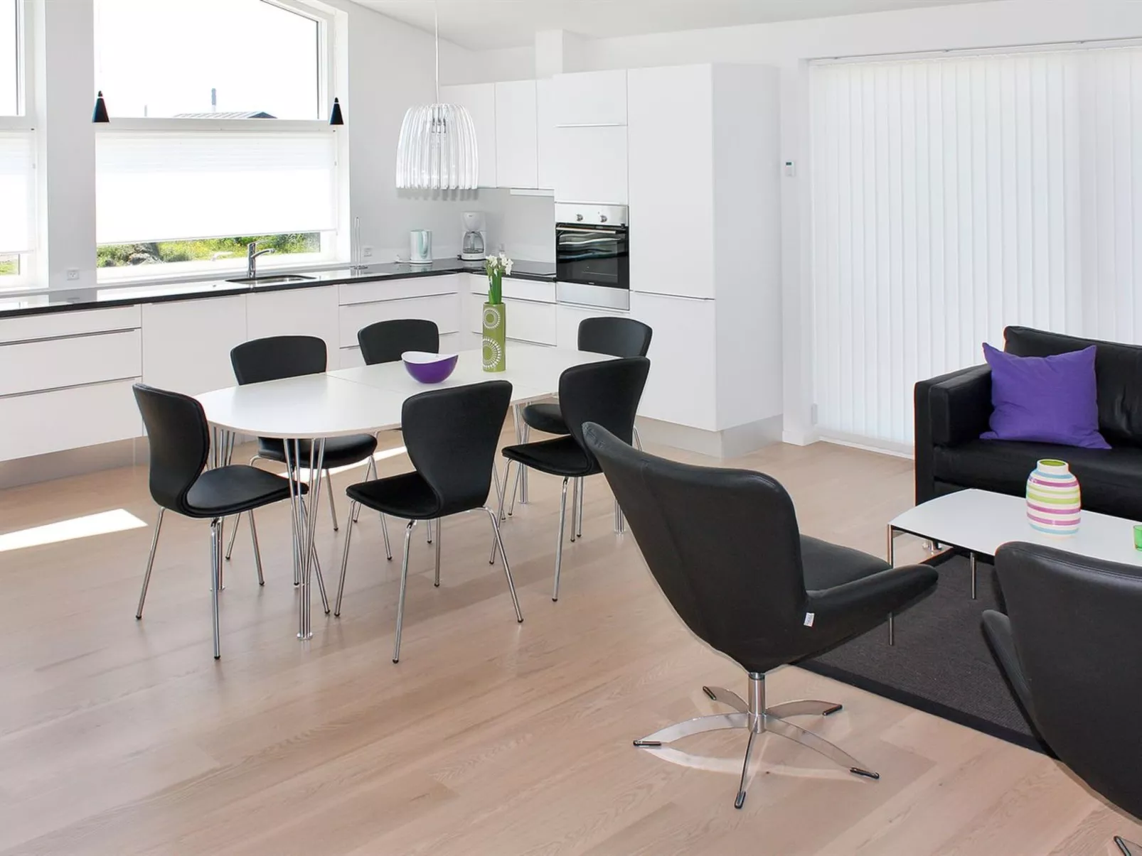 "Ugot" - 750m from the sea