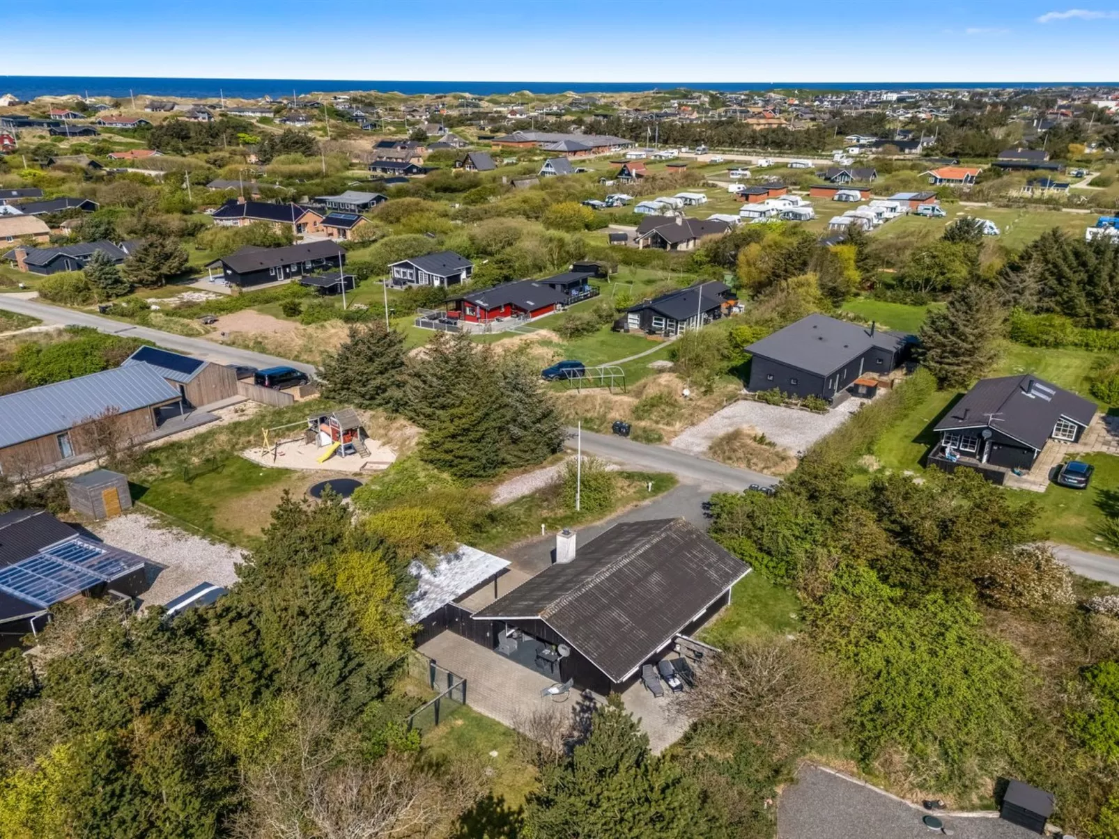 "Ursel" - 800m from the sea