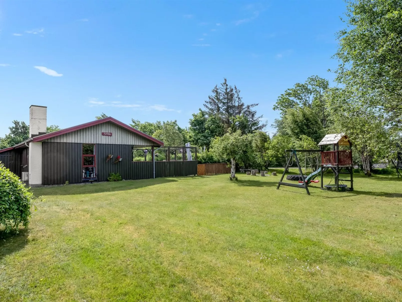 "Aima" - 400m from the sea