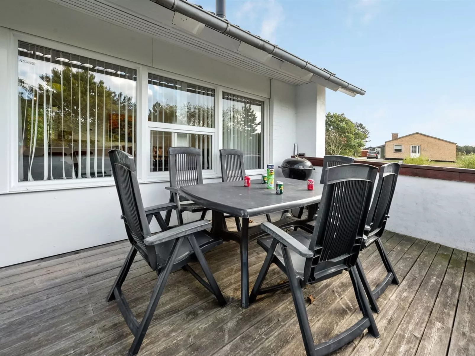 "Sylvie" - 1.5km from the sea