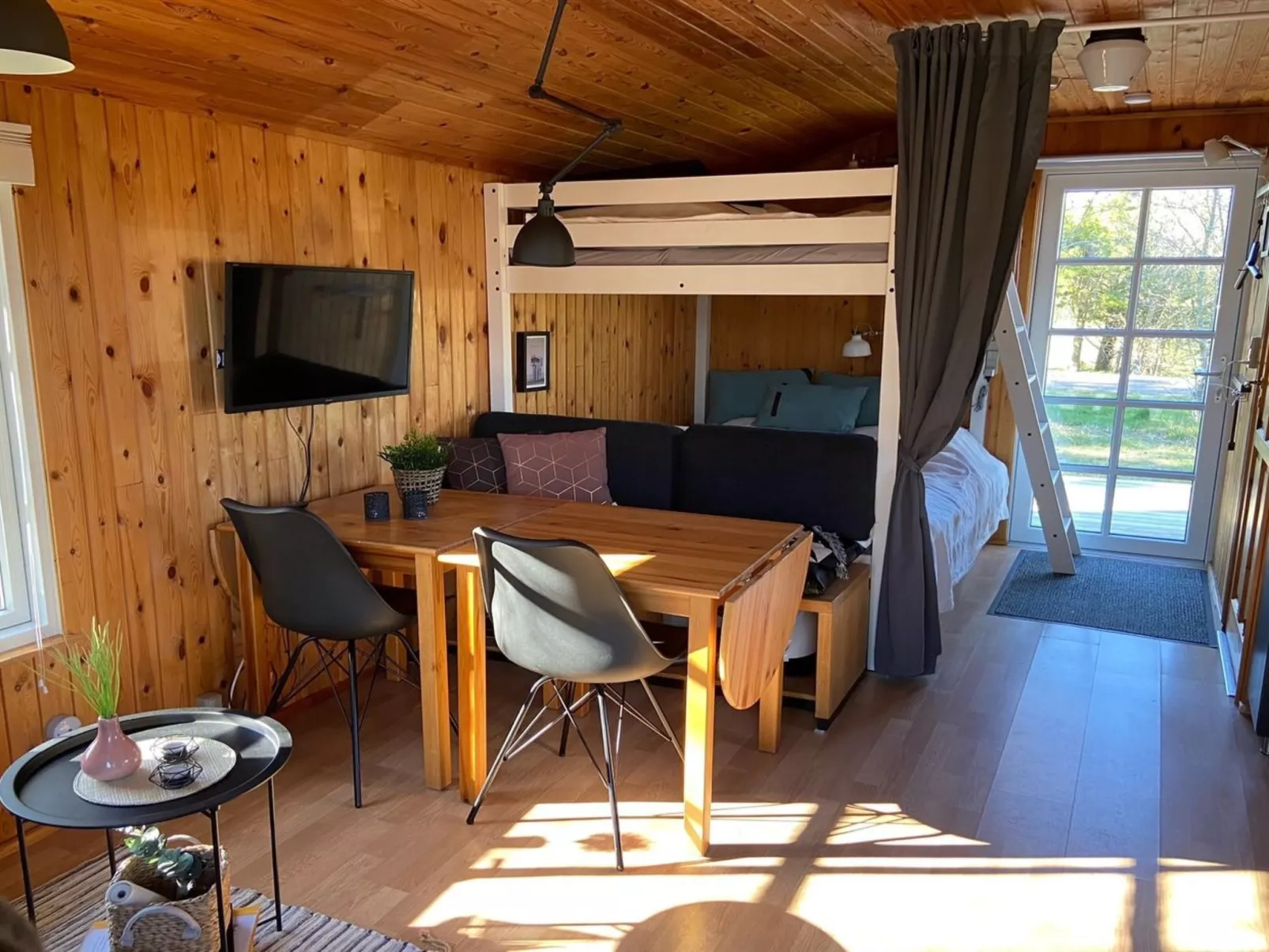 "Imma" -  from the sea