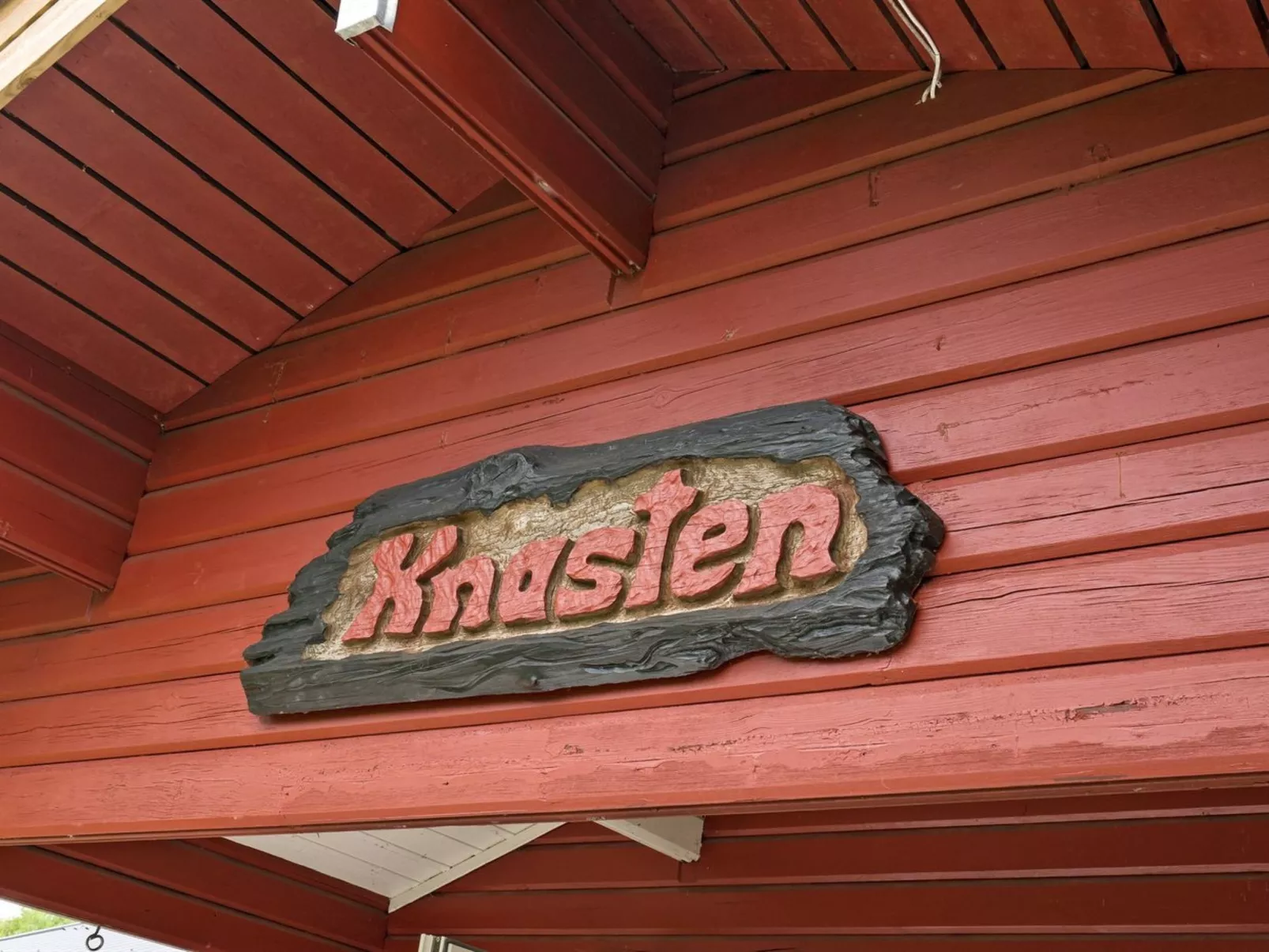 "Ernestine" - 500m to the fjord