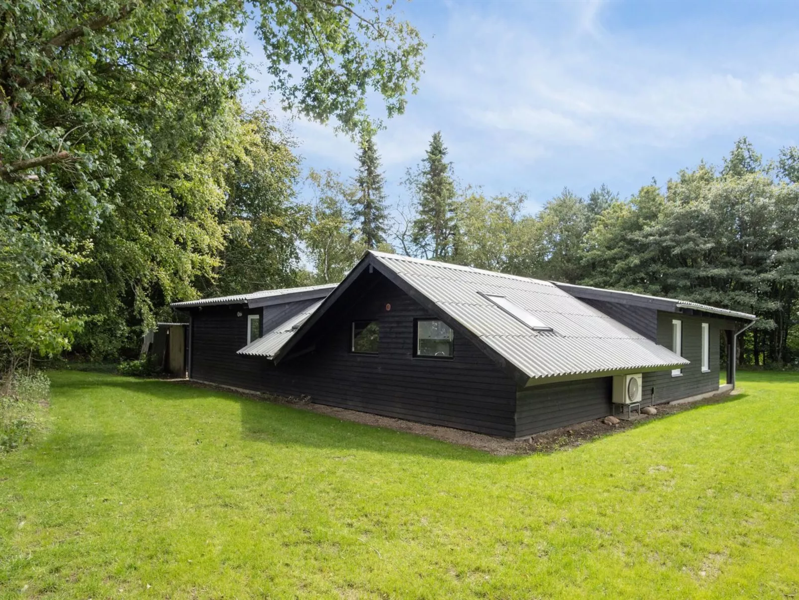 "Hedwig" - 30km from the sea