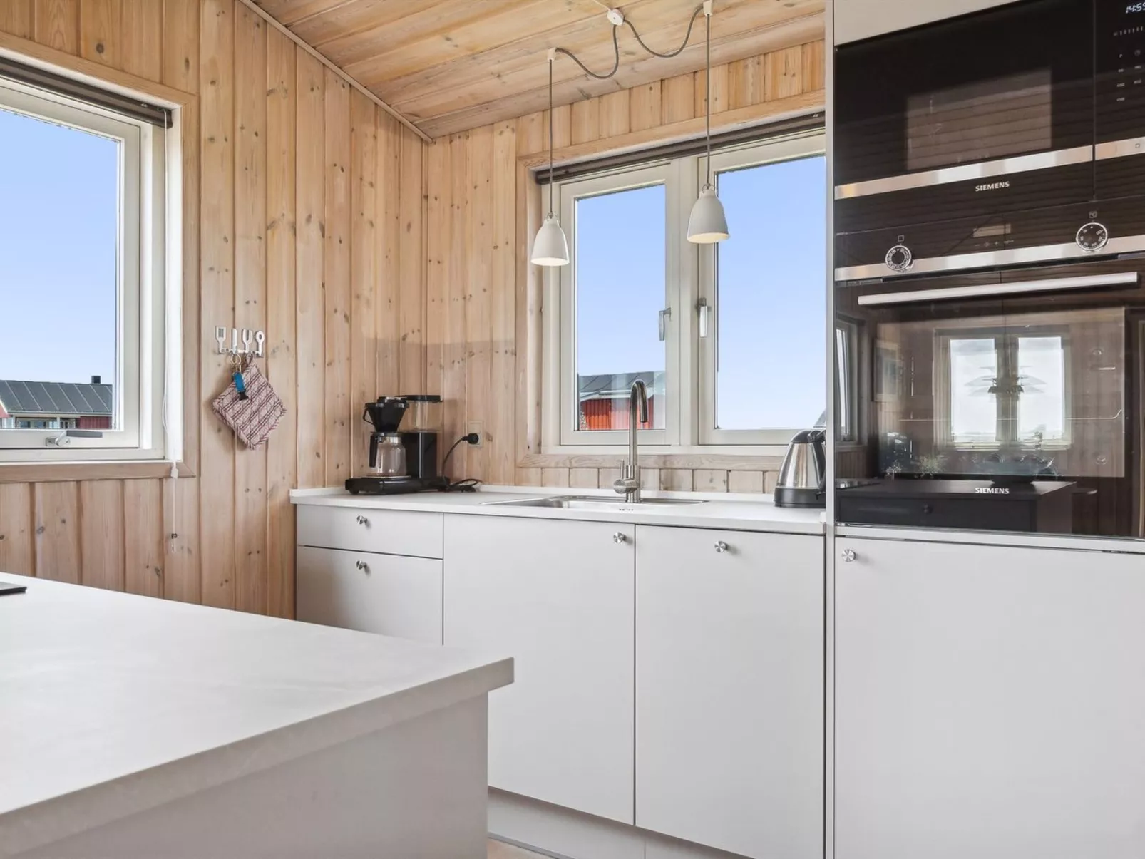 "Fiona" - 800m from the sea