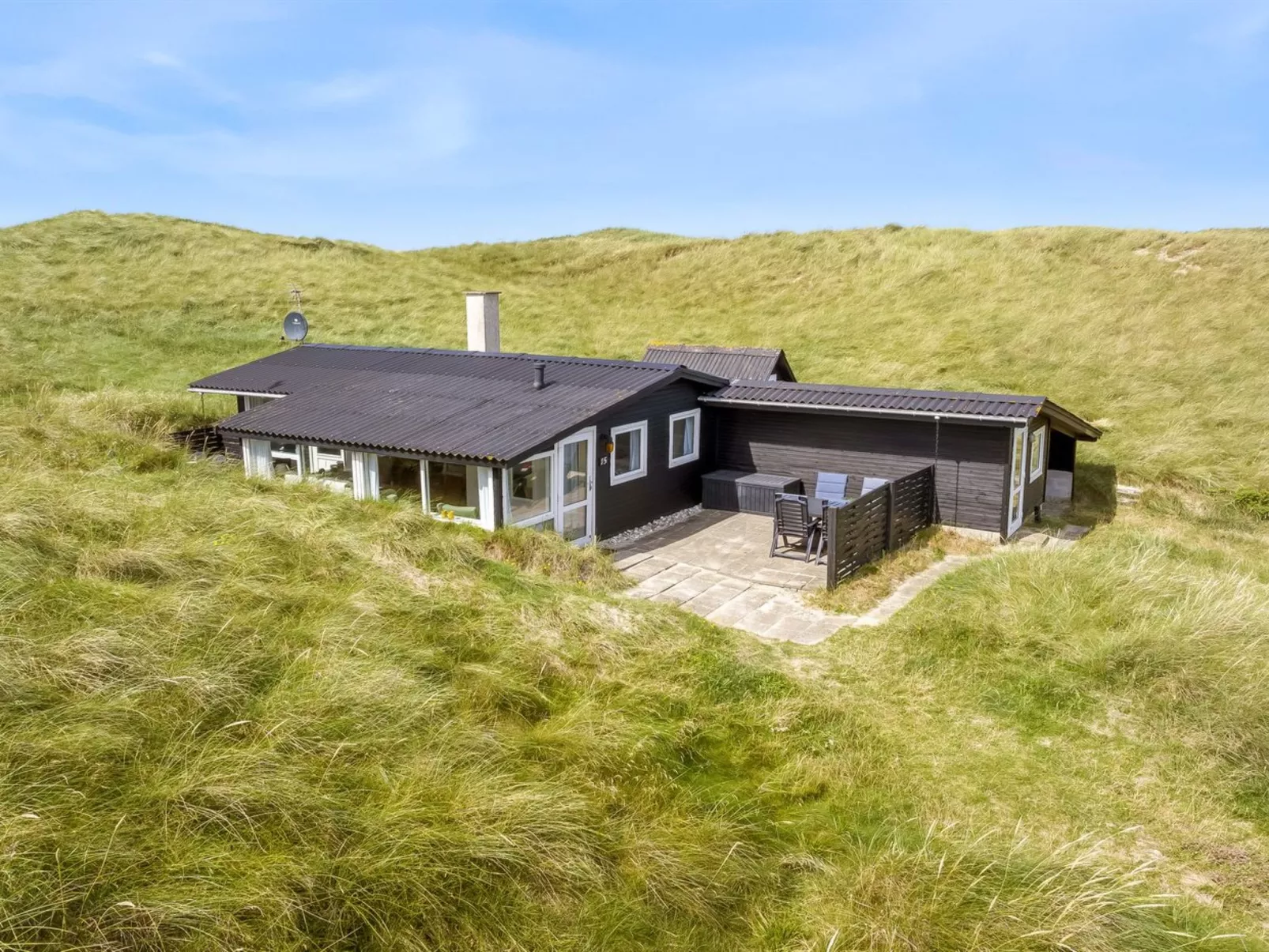 "Fromer" - 50m from the sea