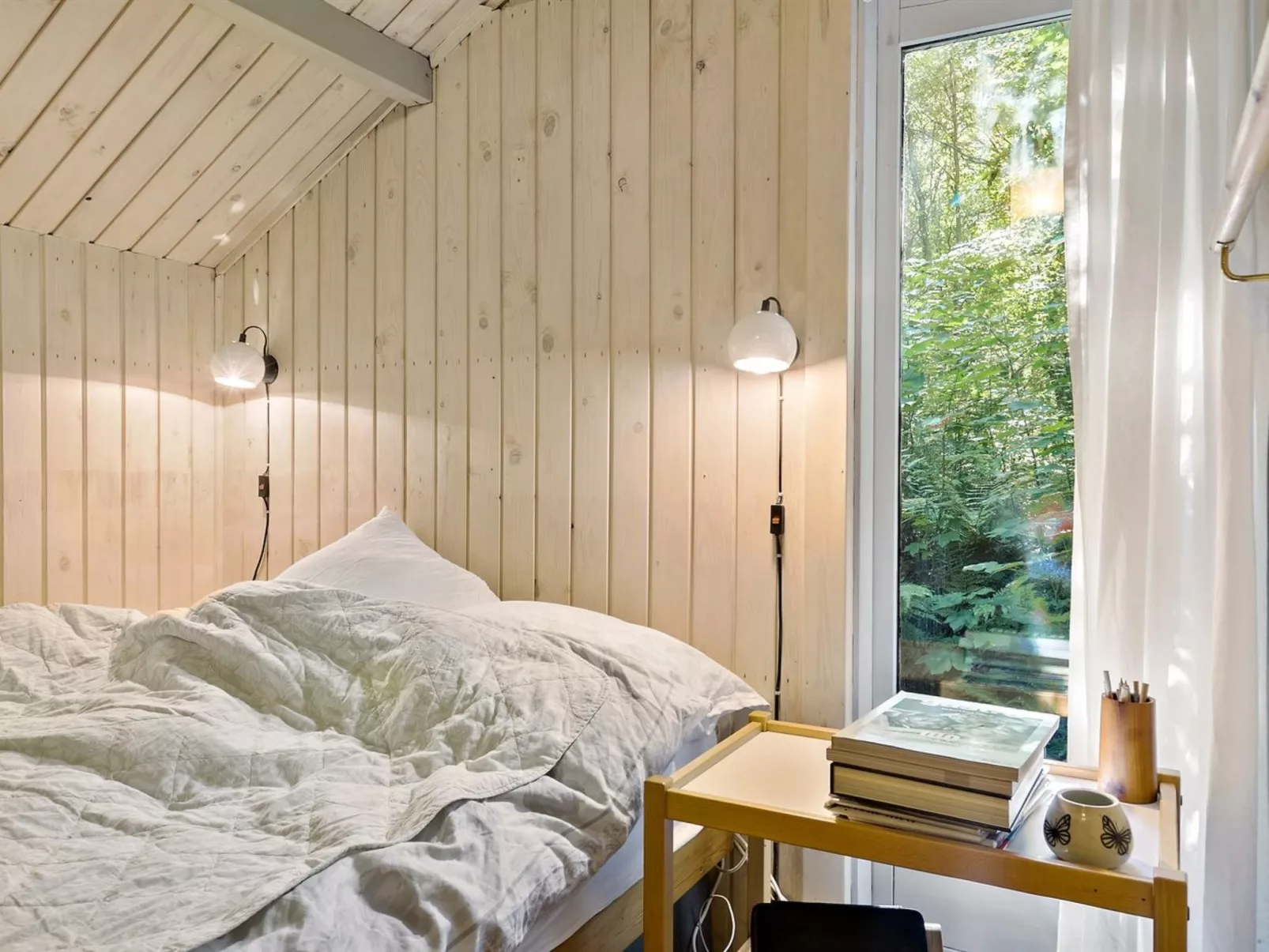 "Iskra" - 900m from the sea