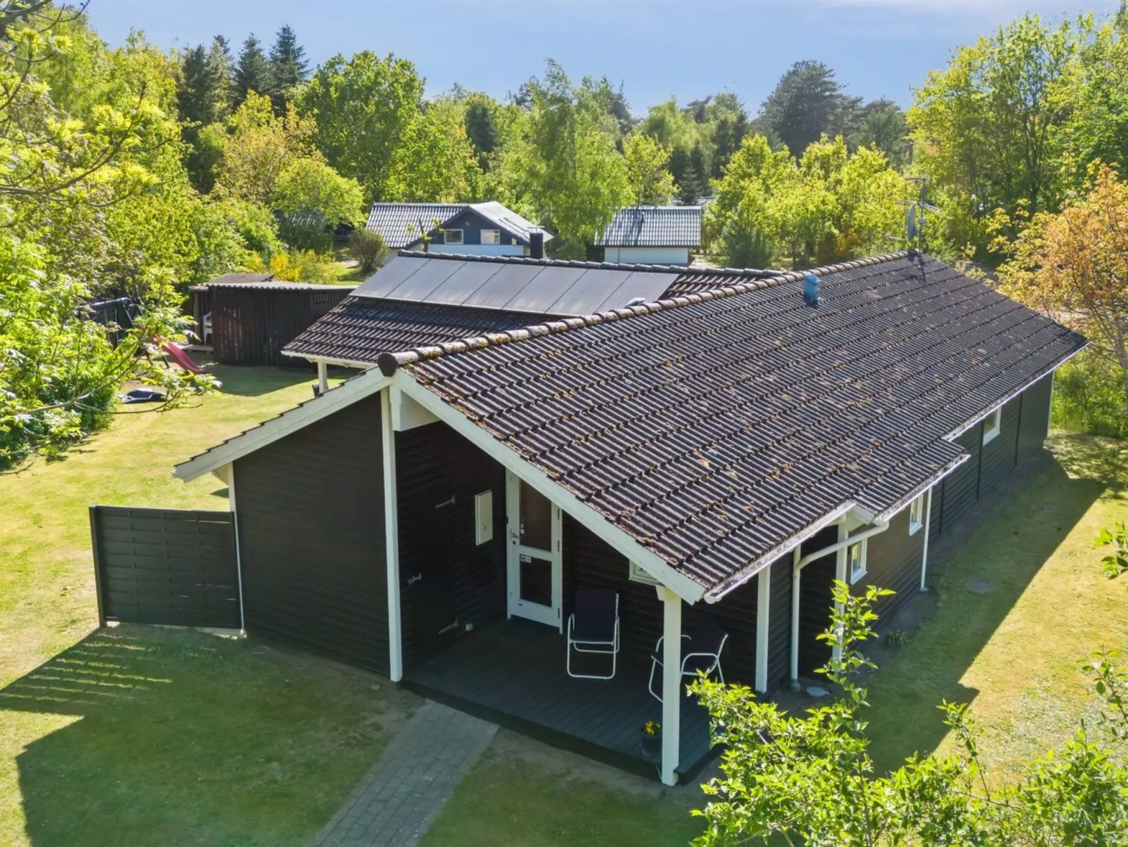 "Sophi" - 425m from the sea