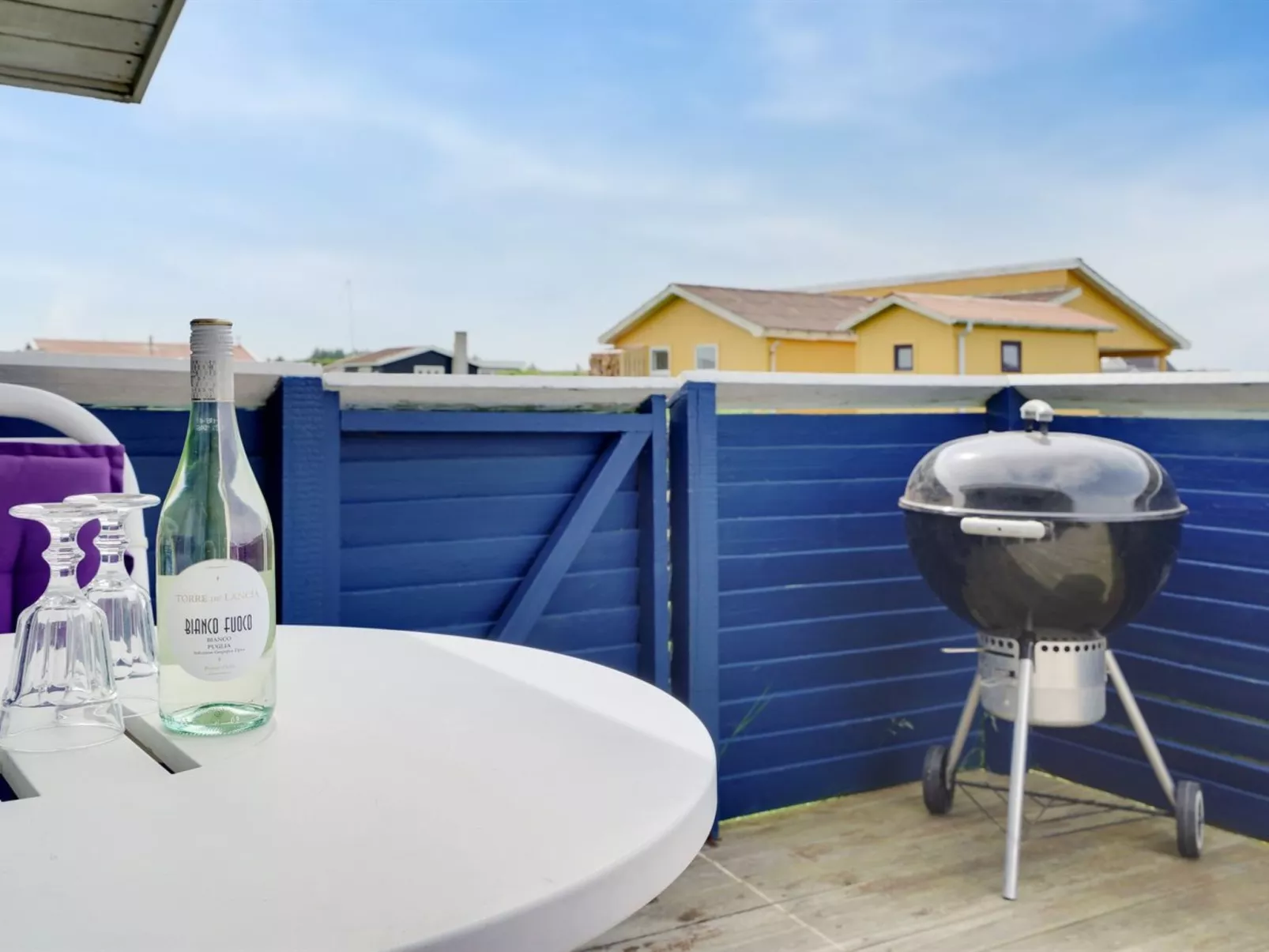 "Joern" - 300m from the sea