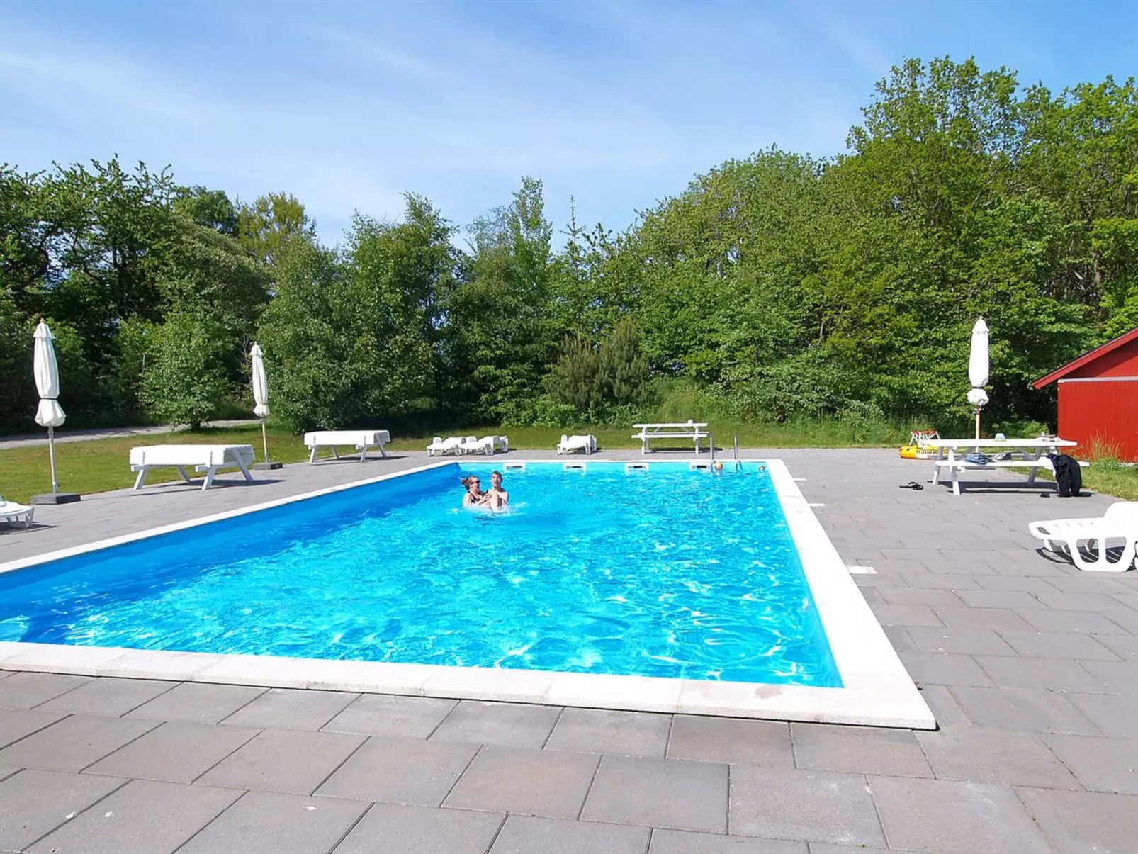 "Gunder" - 125m from the sea