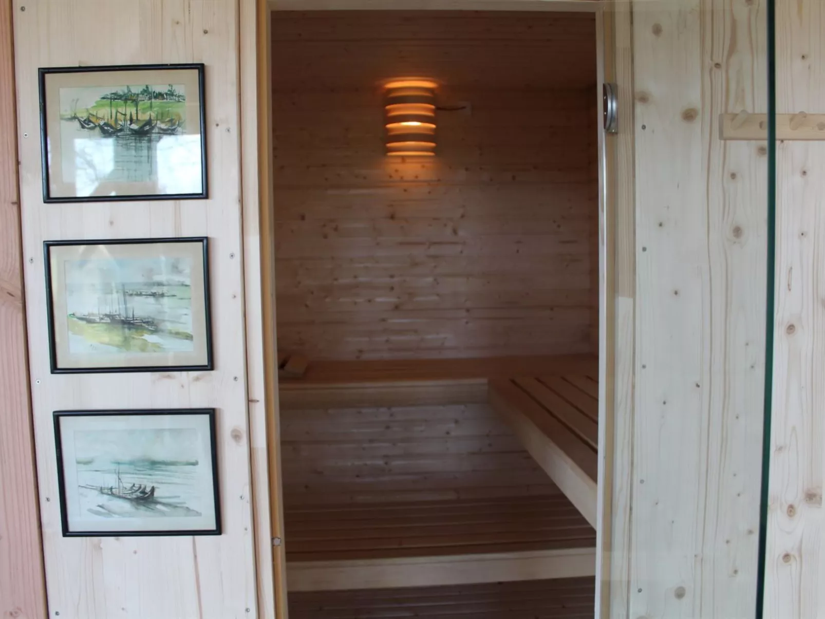 "Hoimar" - 400m from the sea