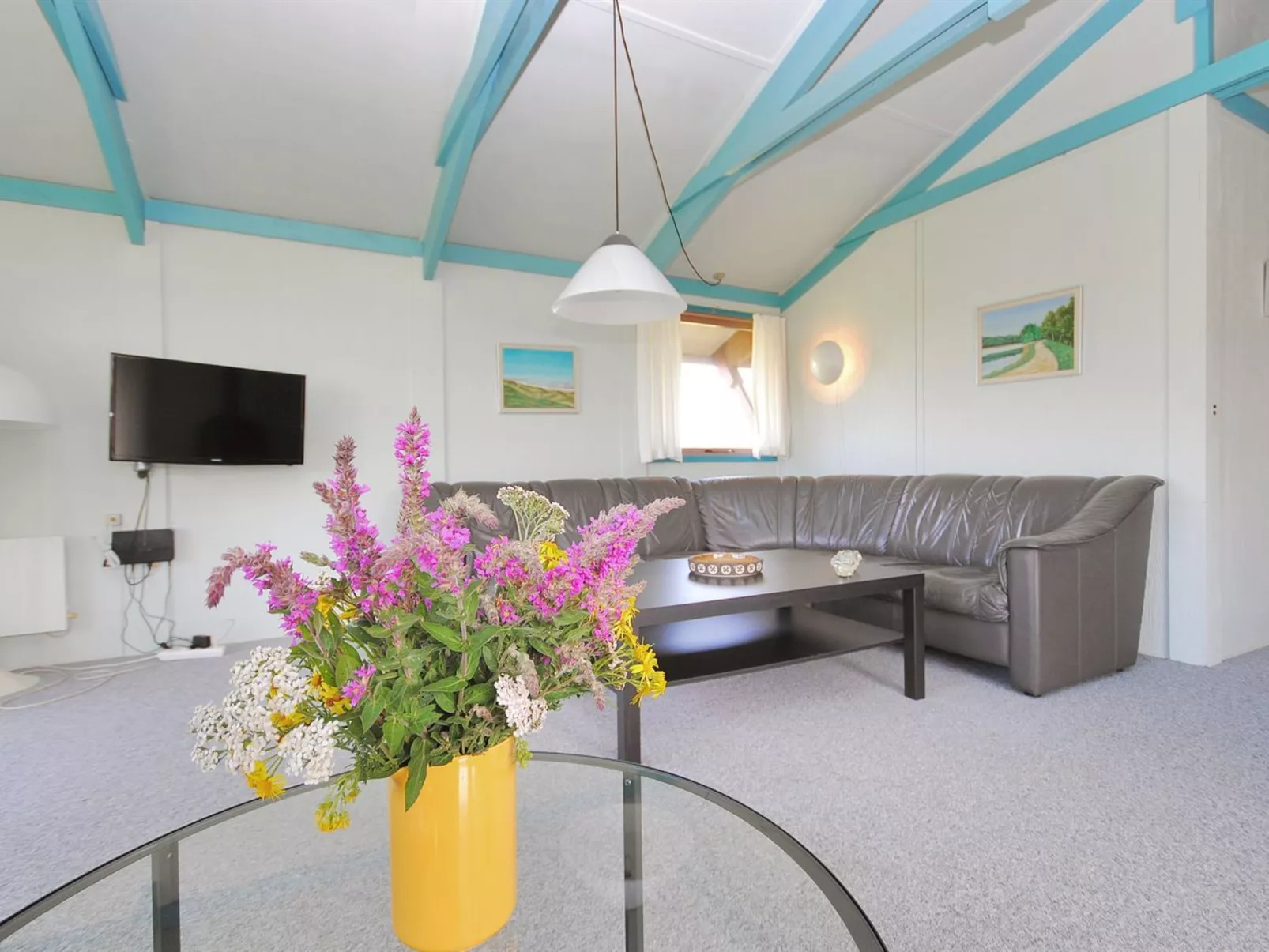 "Momme" - 500m from the sea