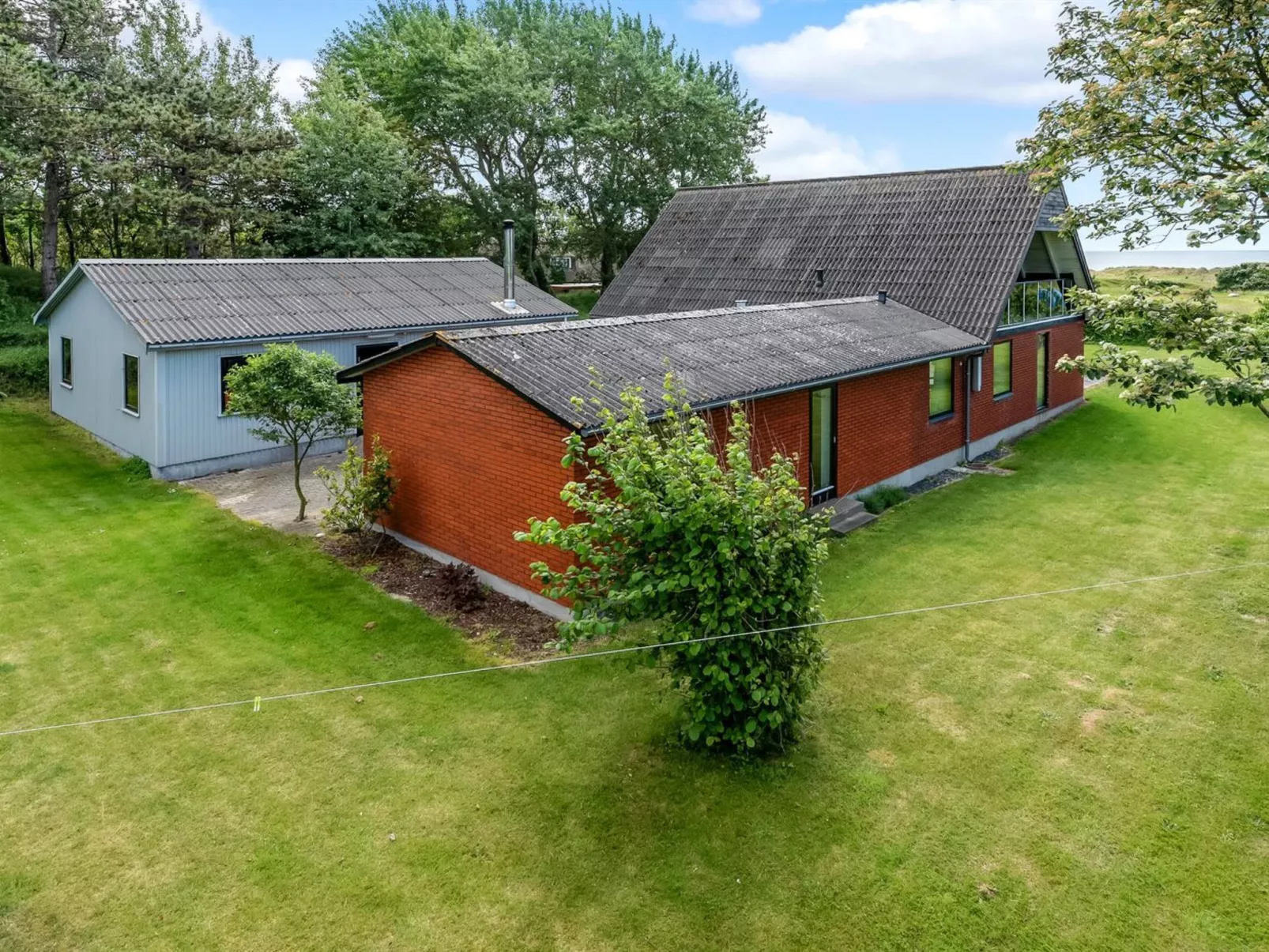 "Emin" - 100m from the sea