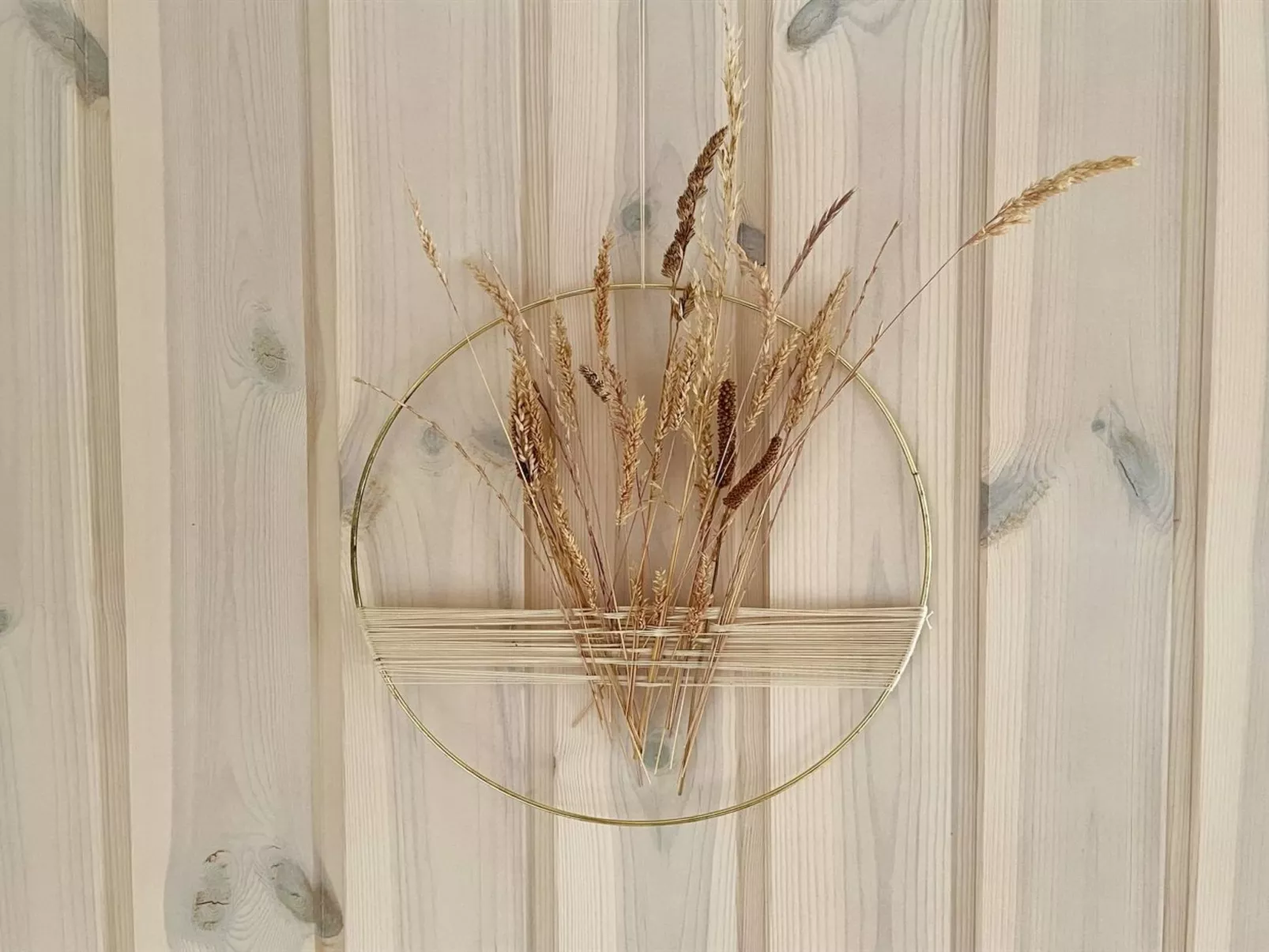 "Ely" - 300m from the sea