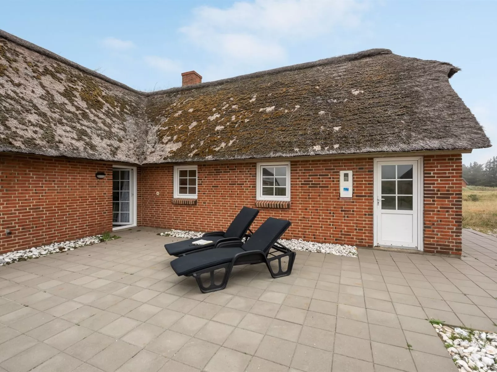 "Matrona" - 750m from the sea