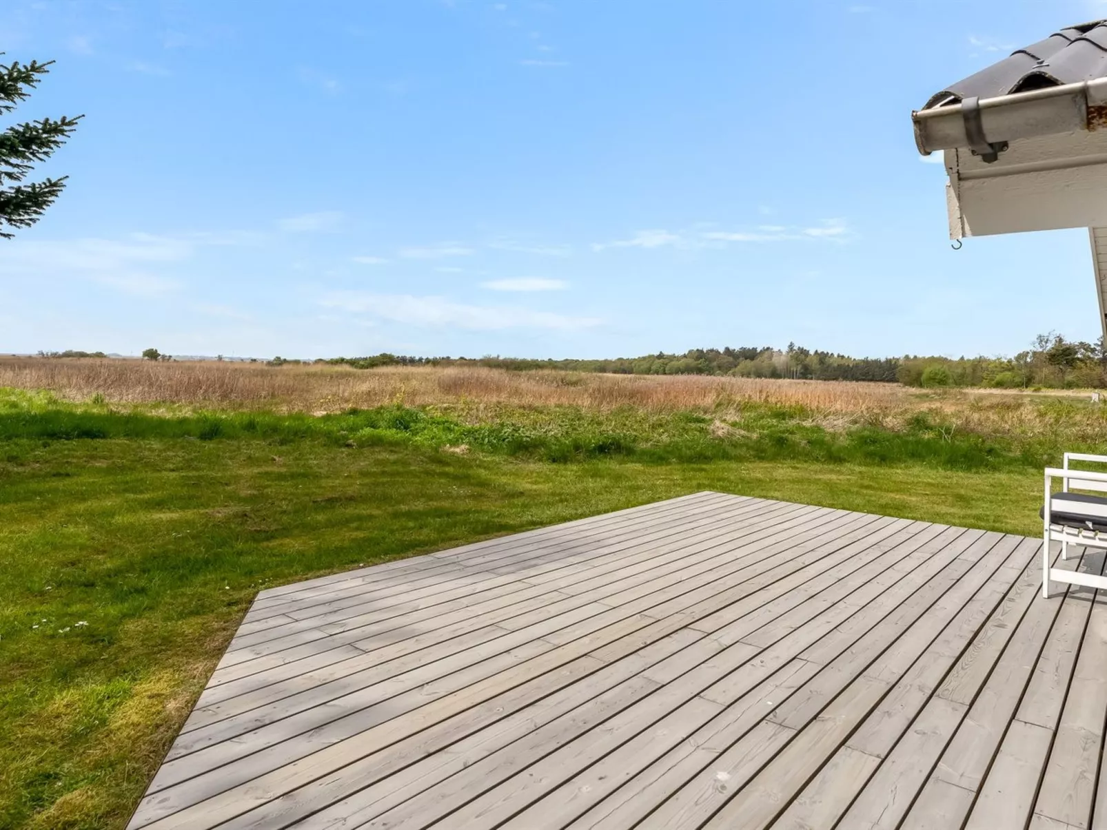 "Eske" - 200m to the fjord