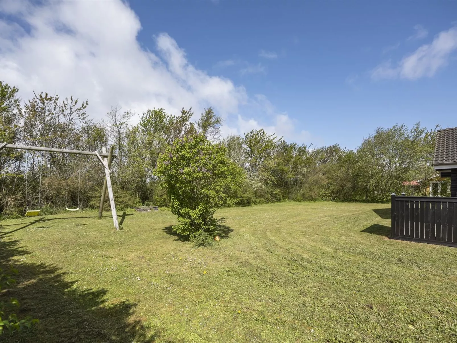 "Fenja" - 500m to the fjord