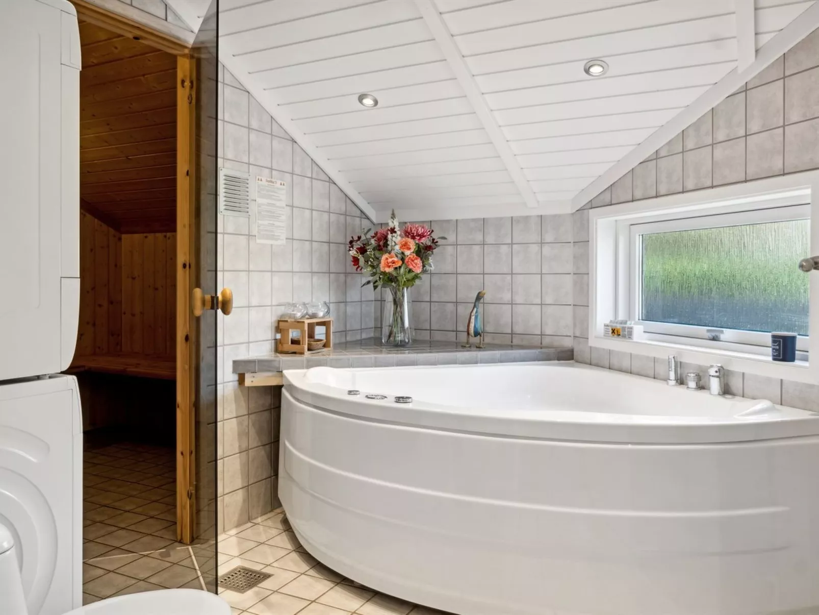 "Juke" - 425m from the sea