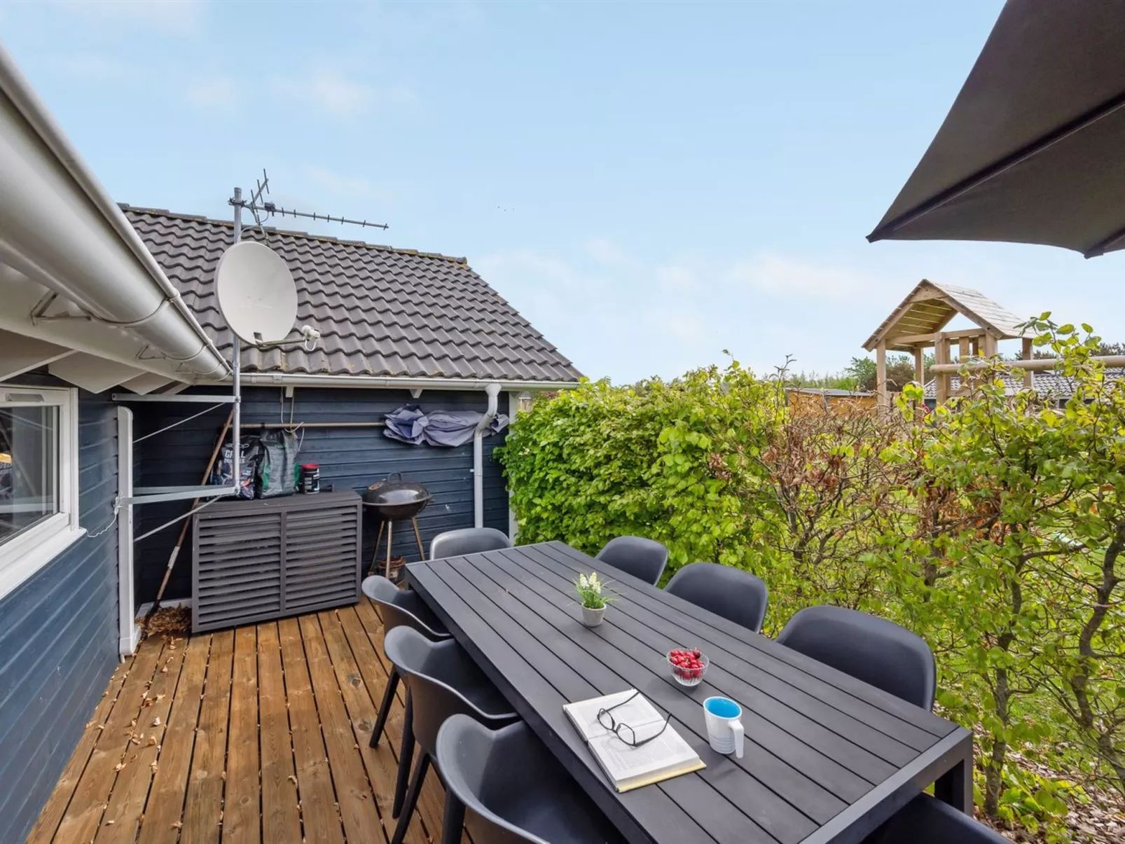 "Binna" - 1.2km to the fjord