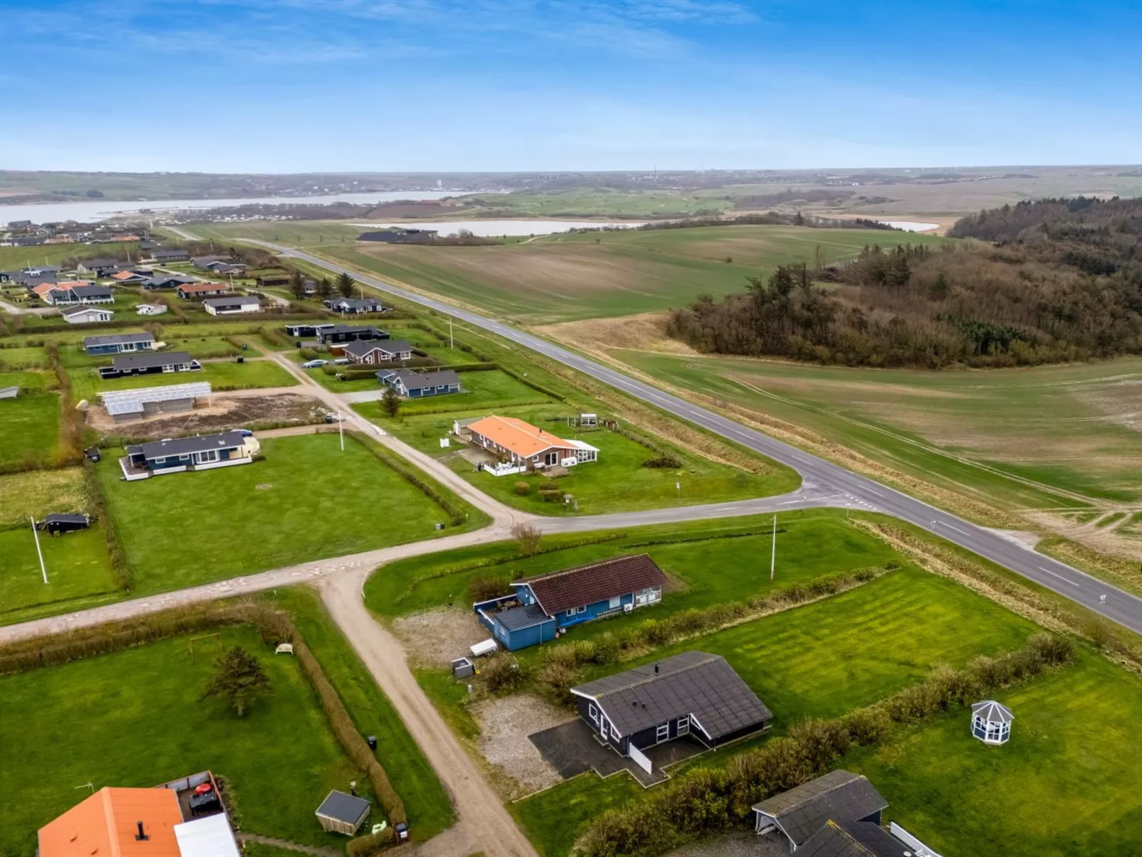 "Tanea" - 700m to the fjord