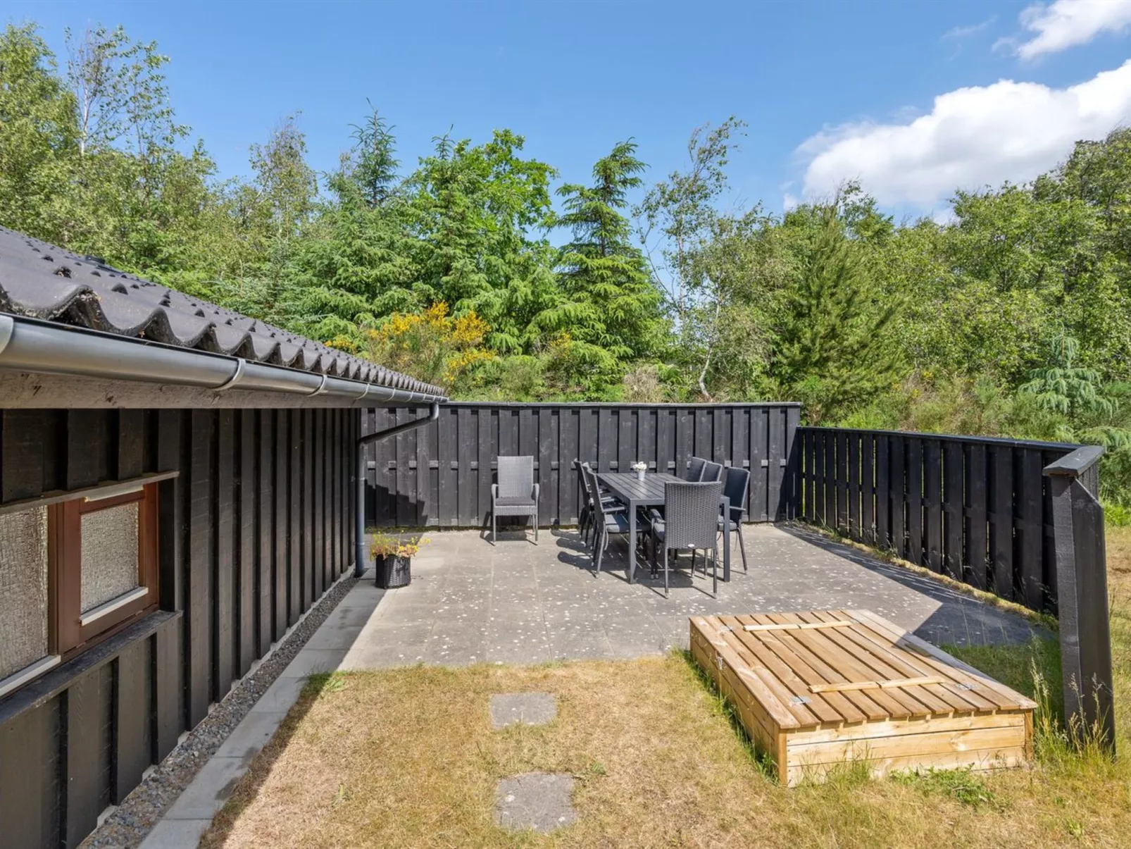 "Angja" - 800m from the sea