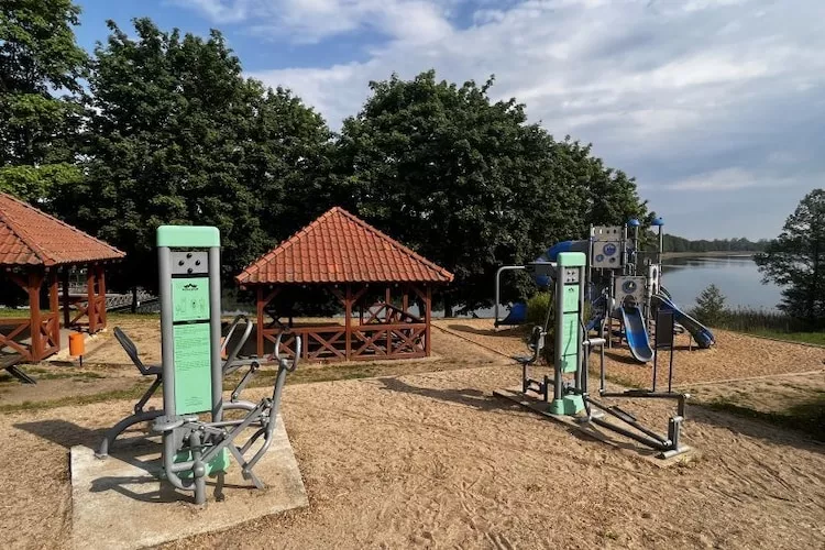 Apartament wakacyjny dla 4 osób w Rynie-Gebieden zomer 1km