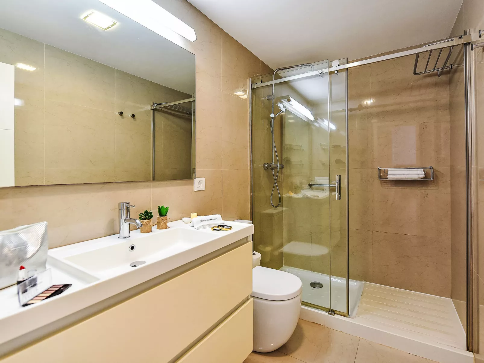 Papagayo San Agustin-Binnen