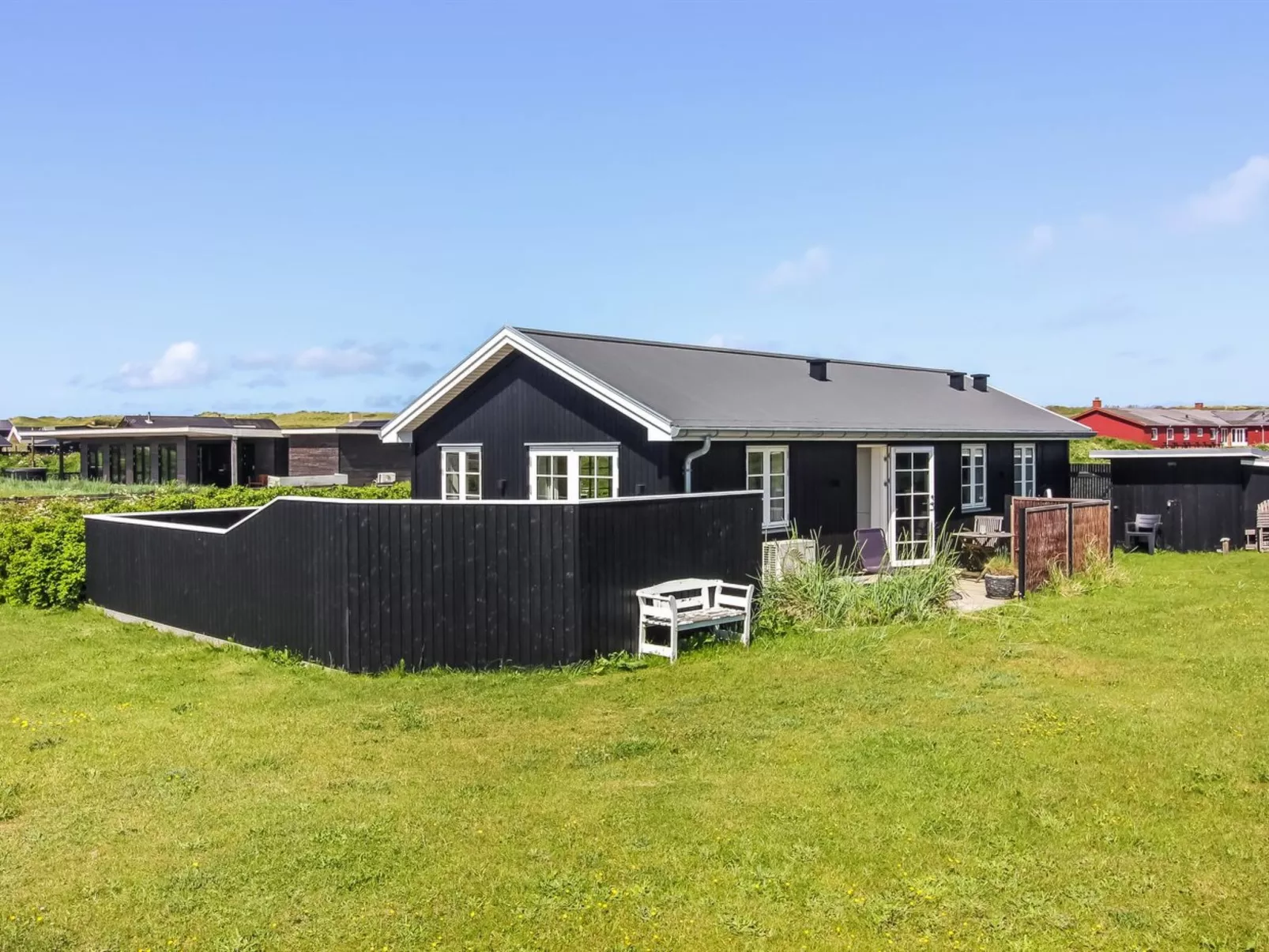 "Sanni" - 225m from the sea