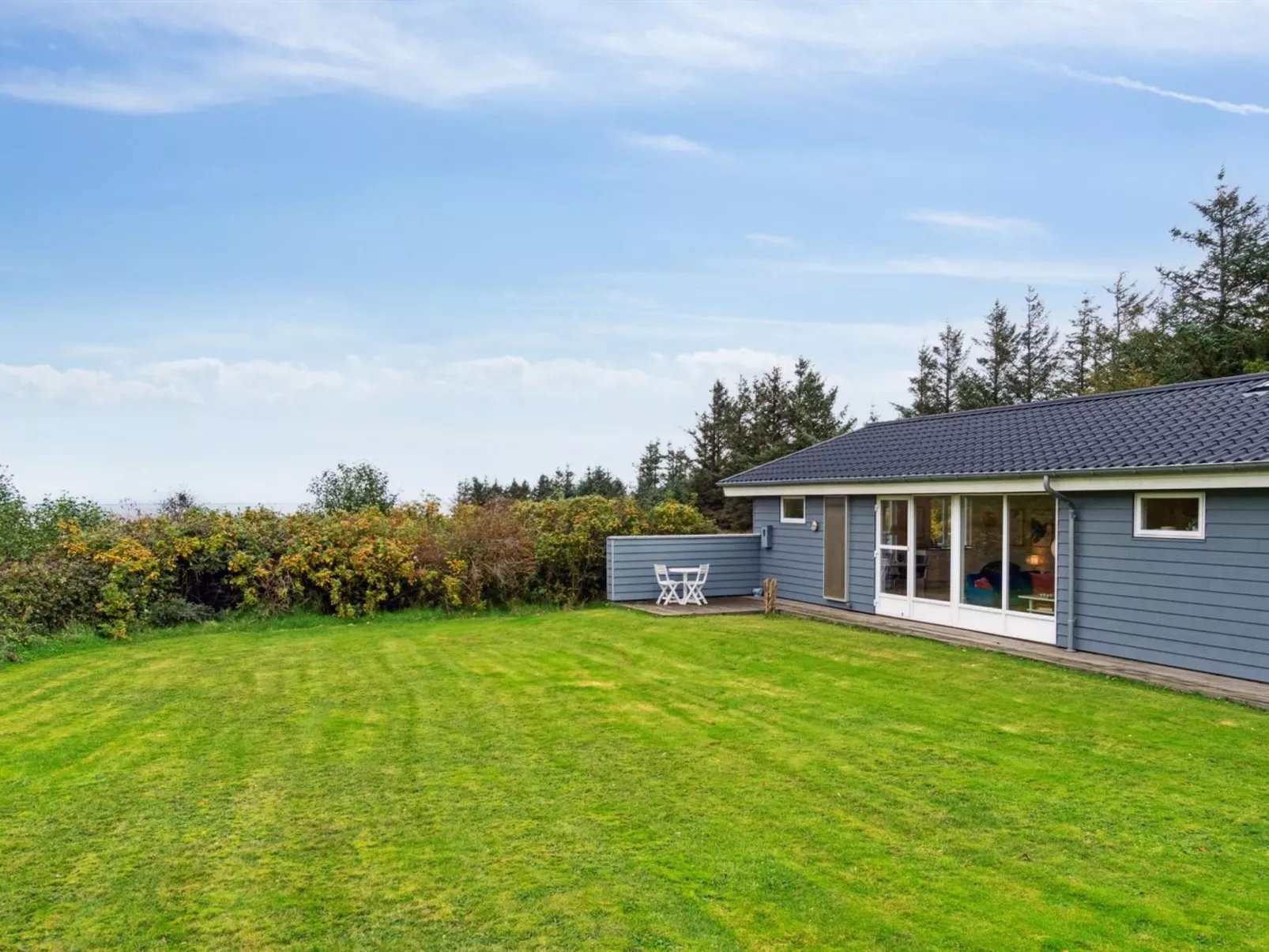 "Luchia" - 200m to the fjord