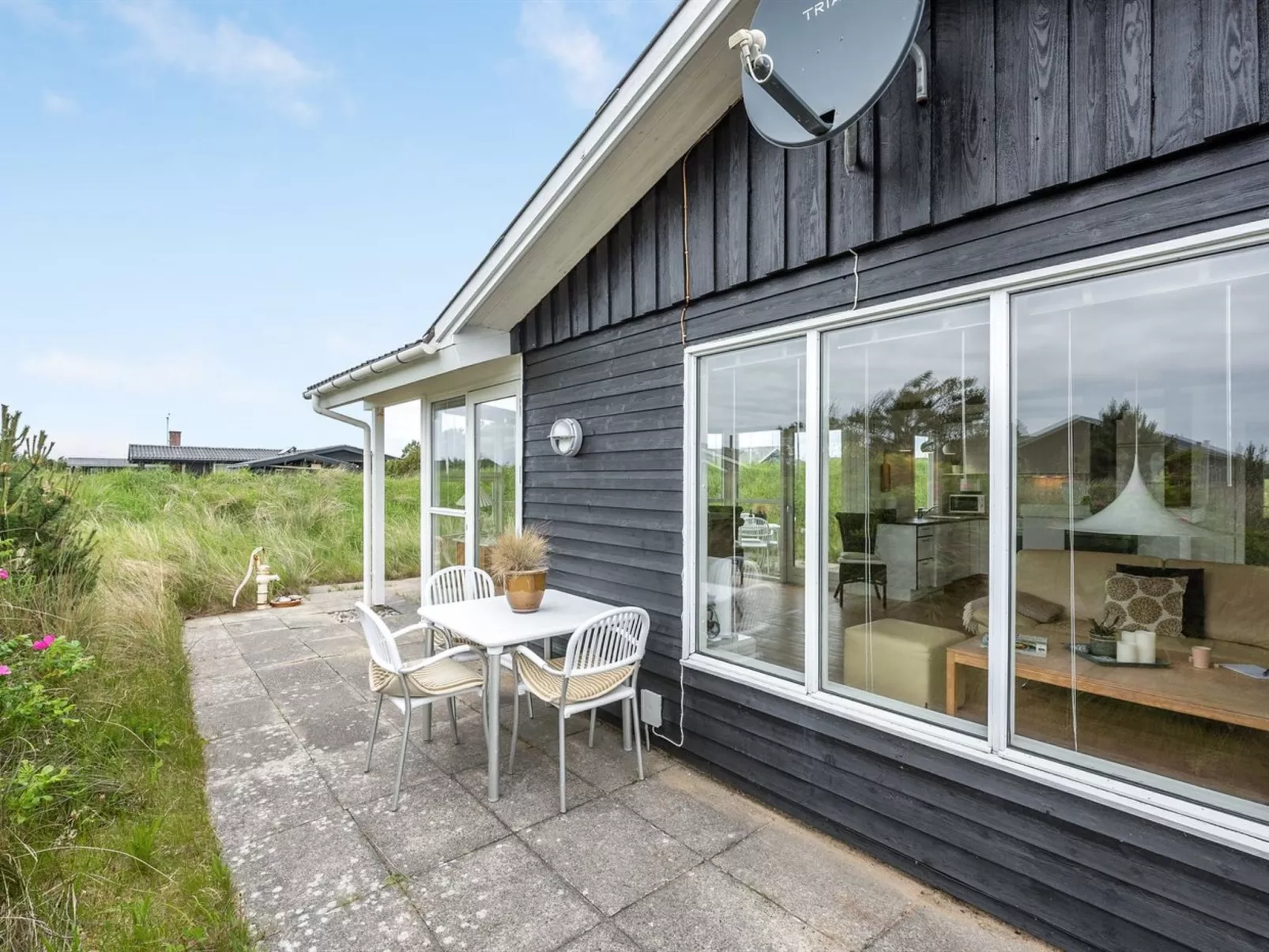 "Marika" - 500m from the sea