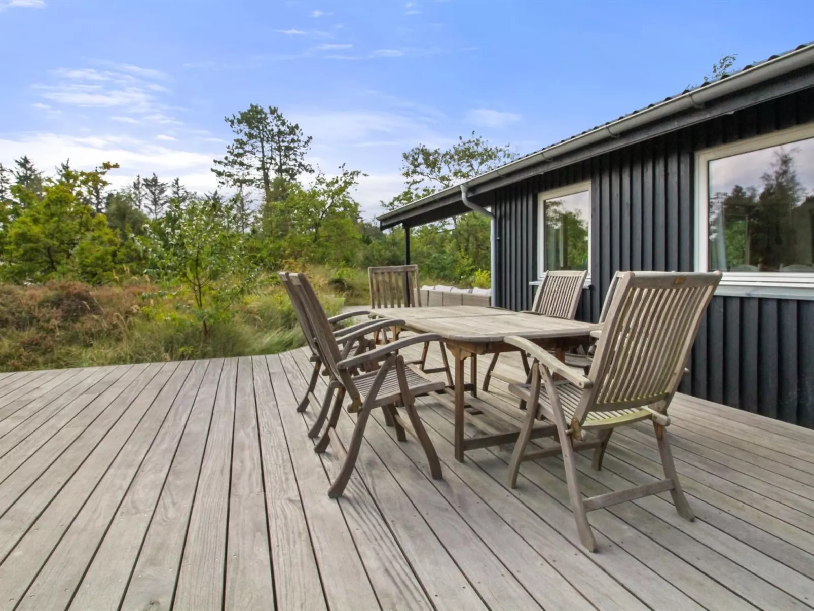 "Aleko" - 2.5km from the sea