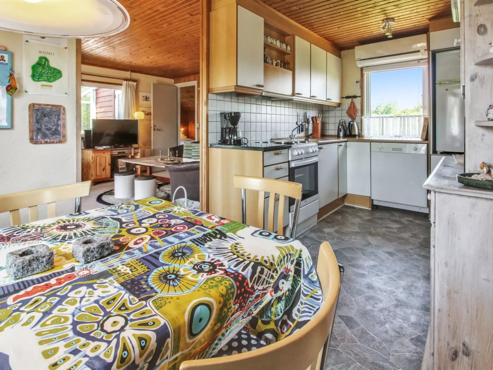 "Veijo" - 800m from the sea