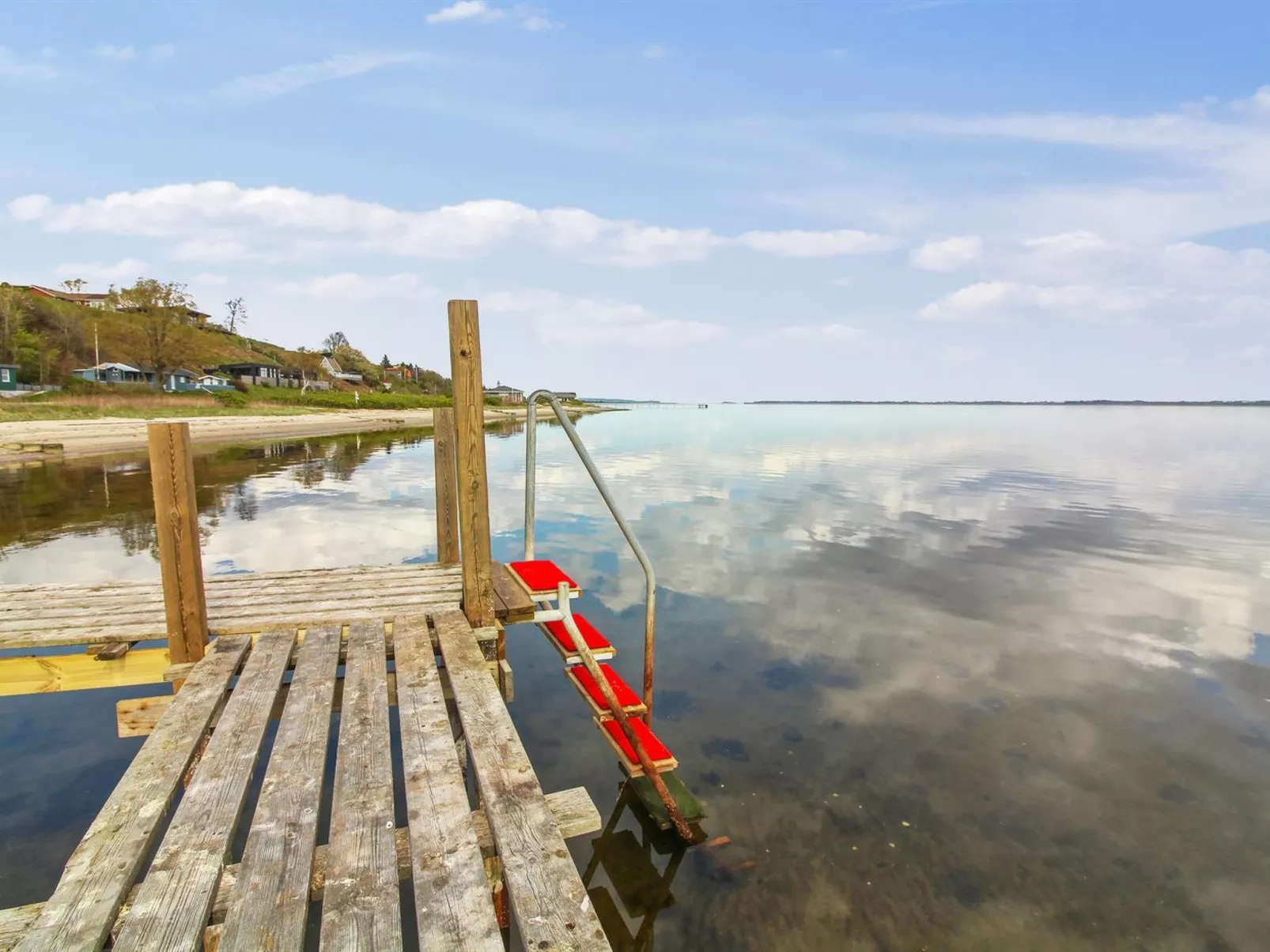 "Sander" - 10m to the fjord