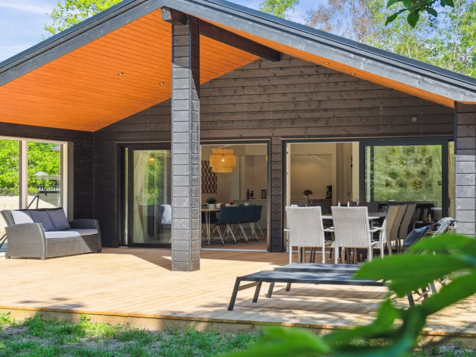 "Nicolas" - 500m from the sea