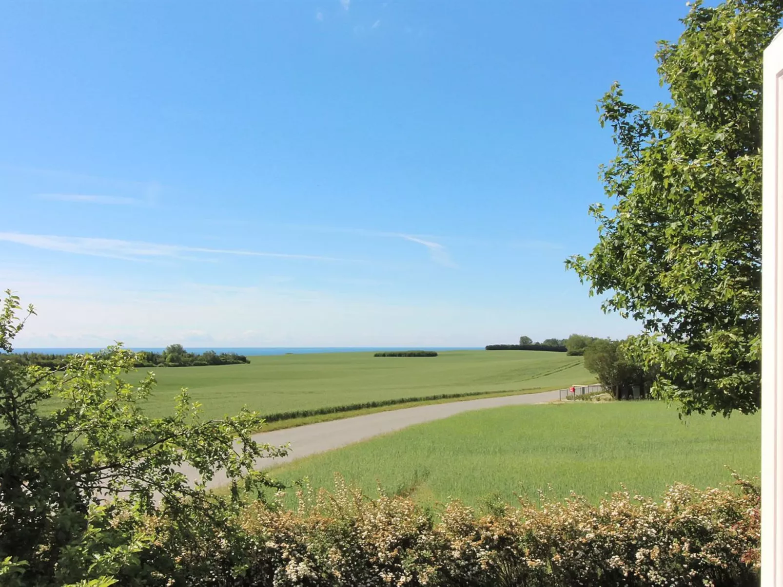 "Albertine" - 600m from the sea