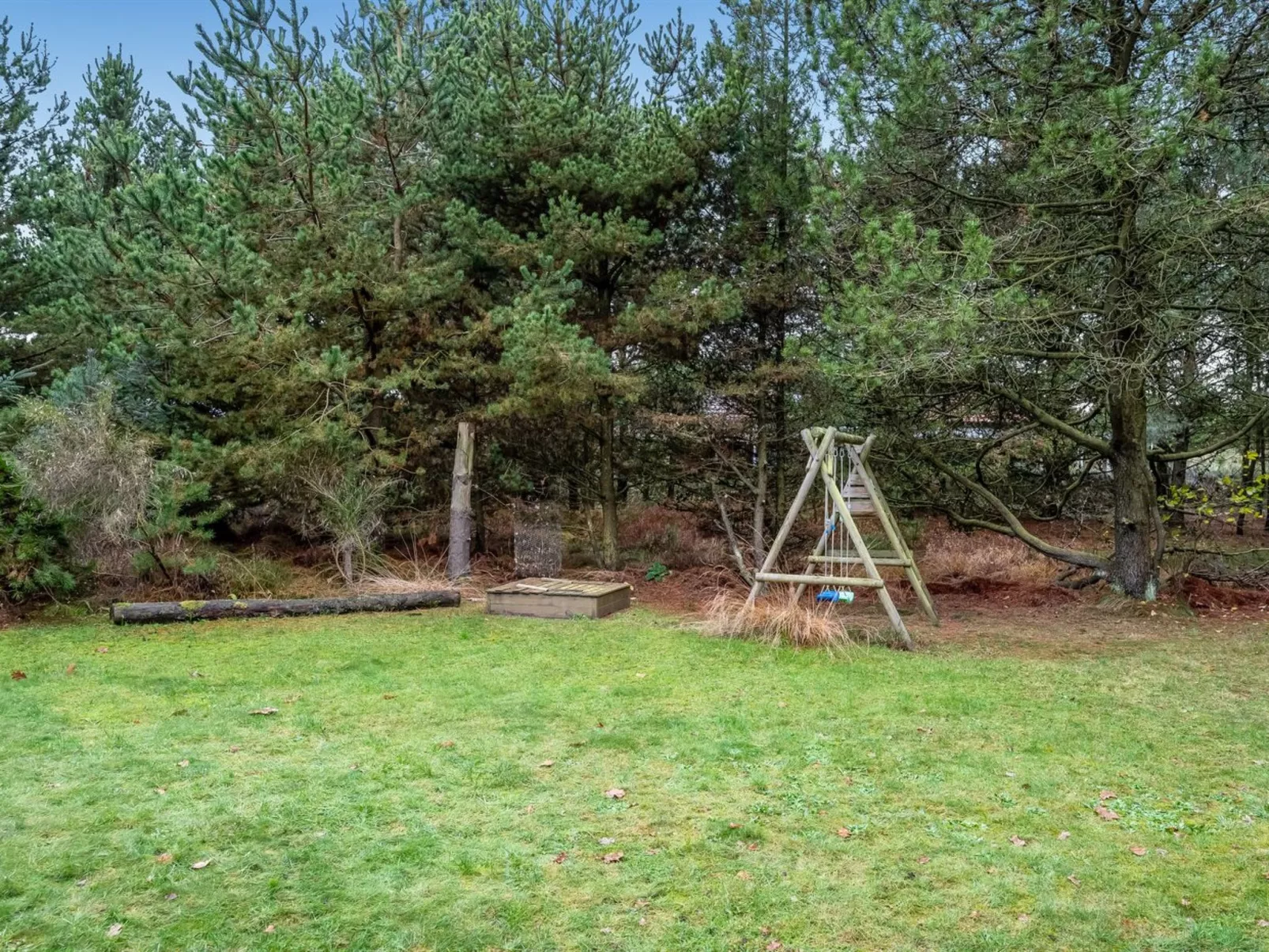 "Mart" - 1.6km from the sea