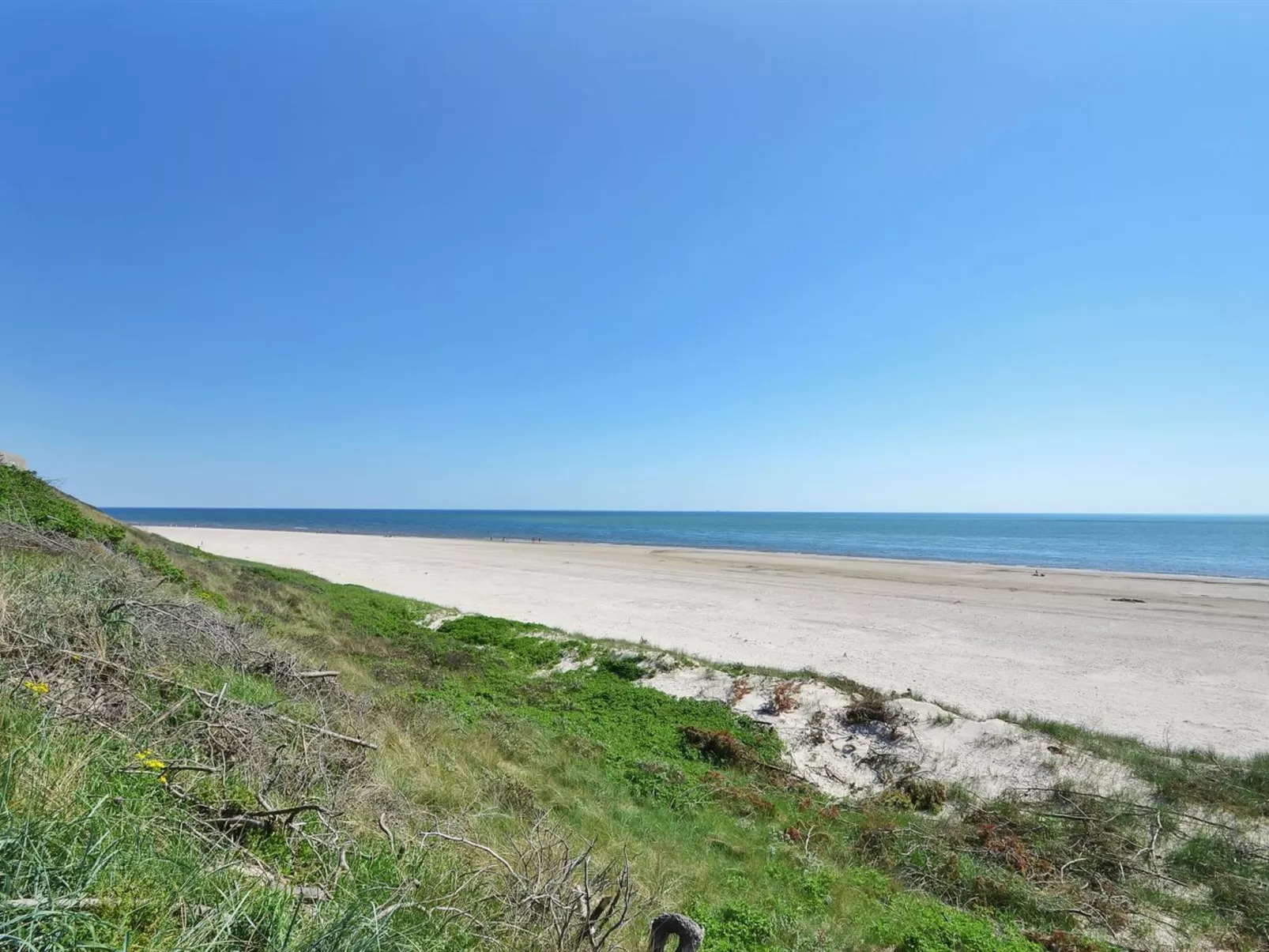 "Joachim" - 200m from the sea